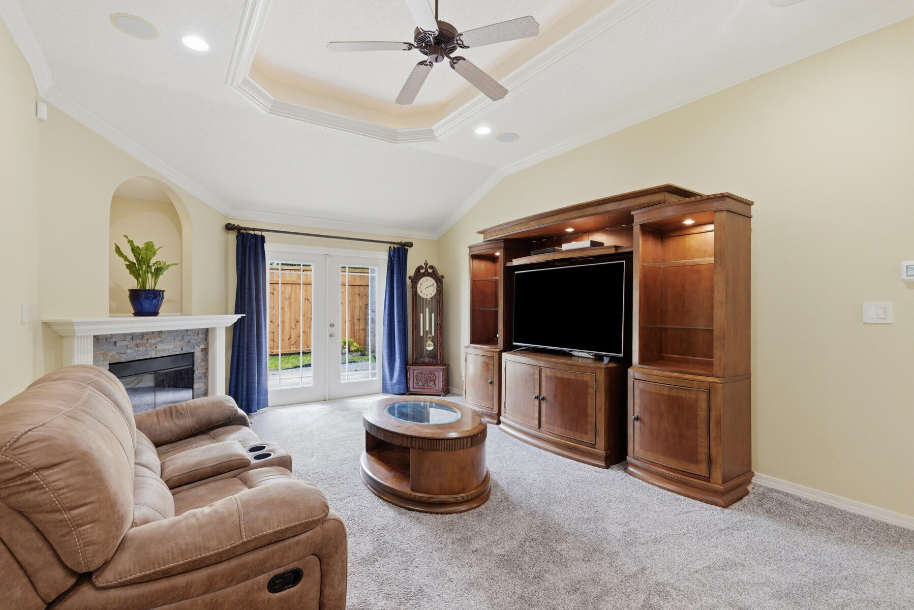 SUMMER PLACE ESTATES - Residential