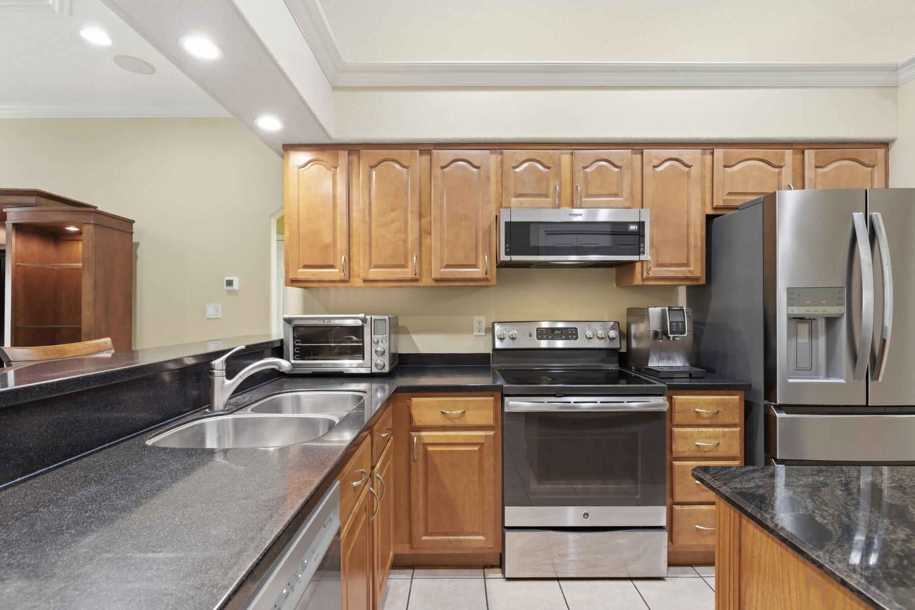 SUMMER PLACE ESTATES - Residential