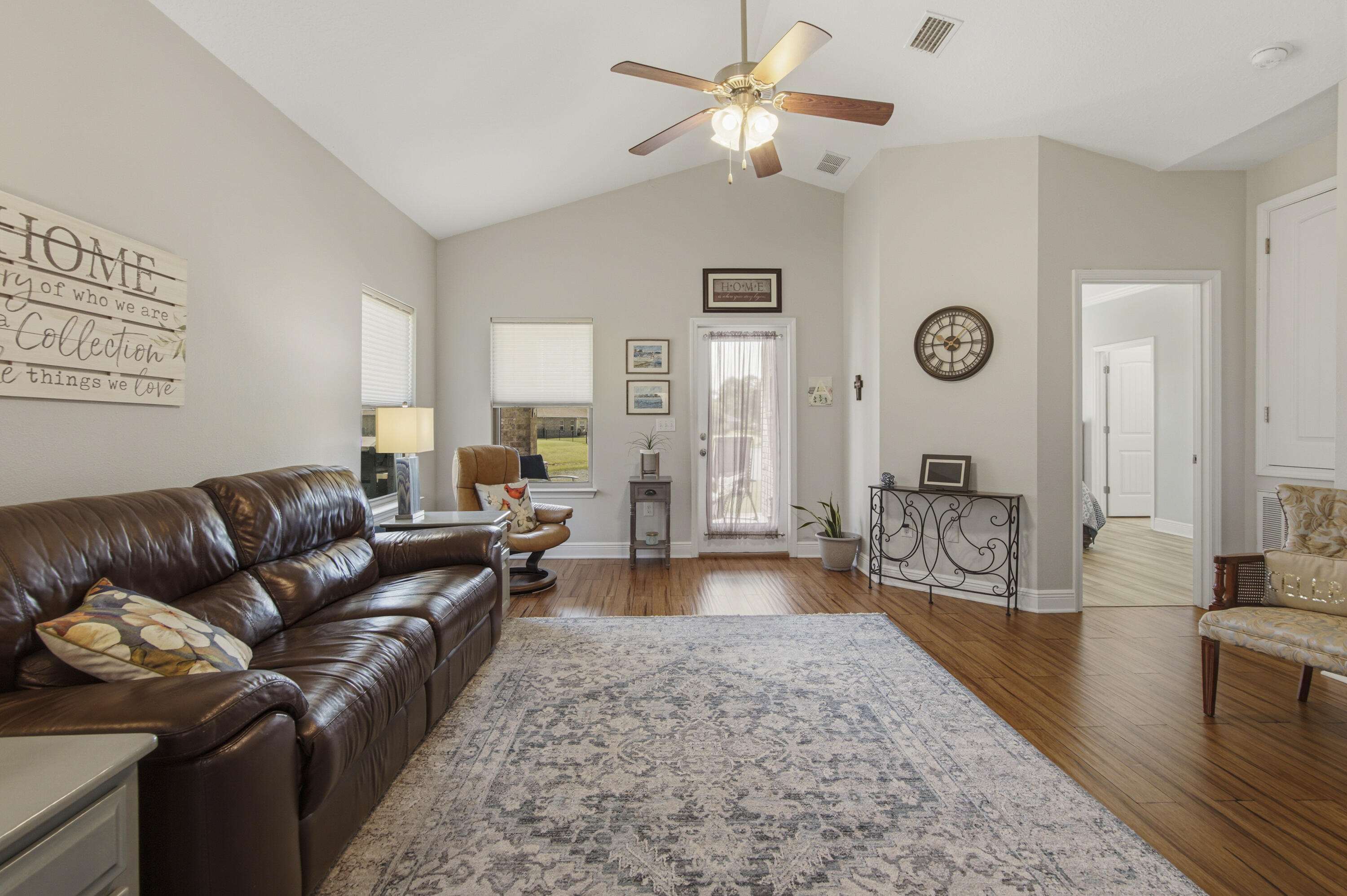 HAMMOCK BAY - Residential