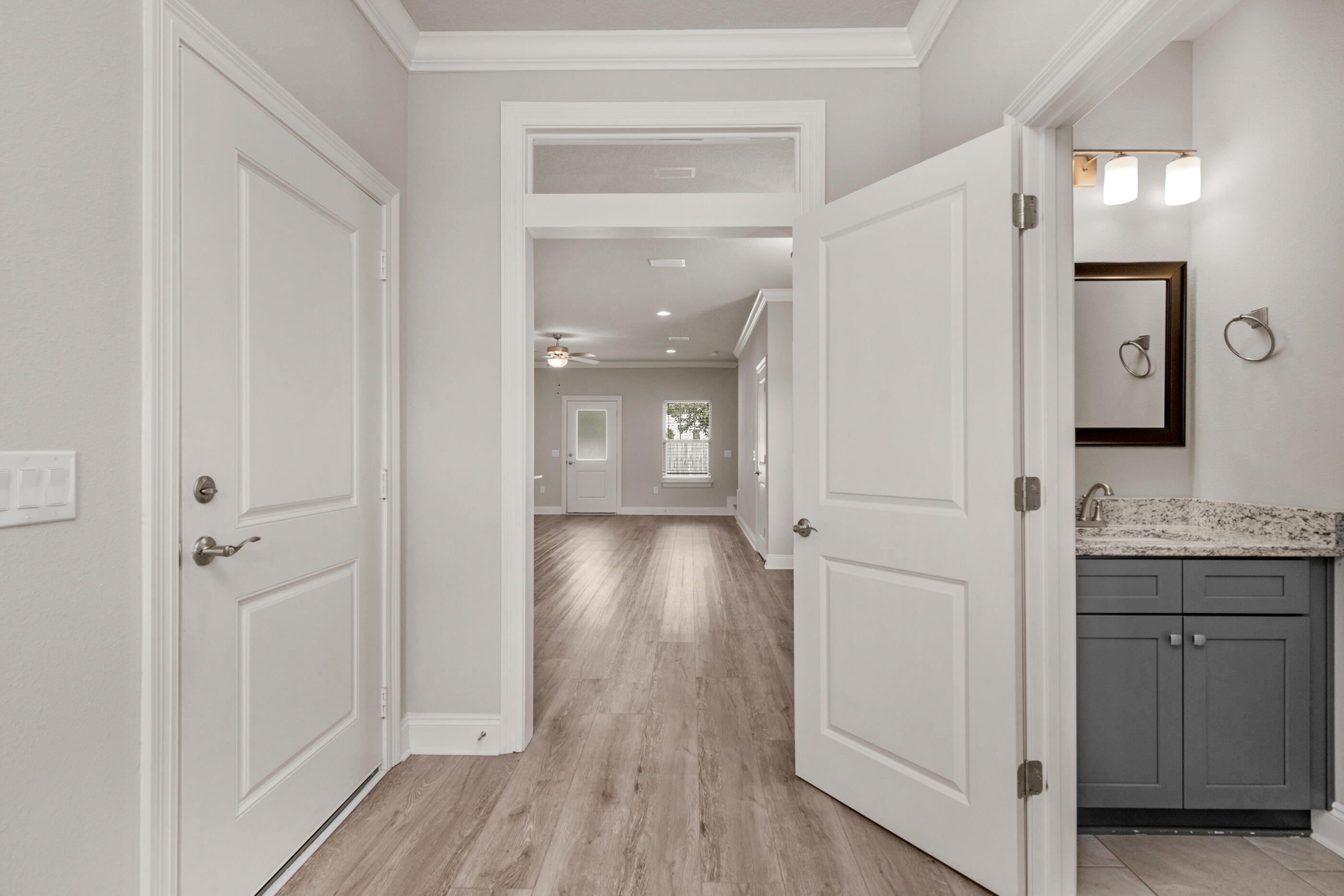 CRESCENT SHORES - Residential