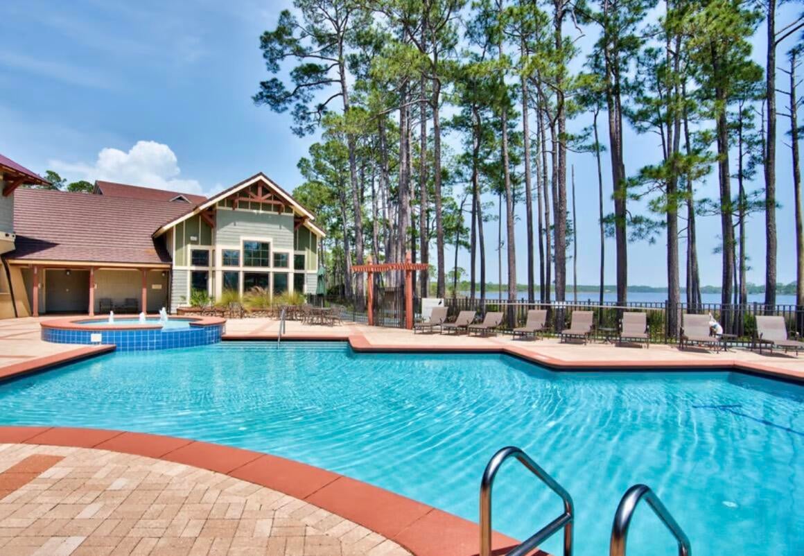 WILD HERON LINKSIDE - Residential Lease