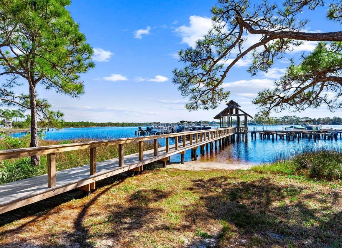 WILD HERON LINKSIDE - Residential Lease