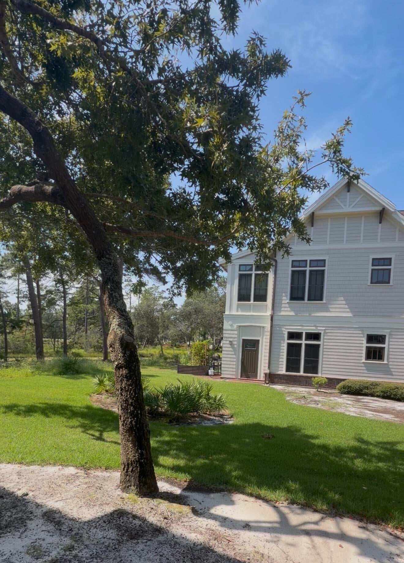 WILD HERON LINKSIDE - Residential Lease
