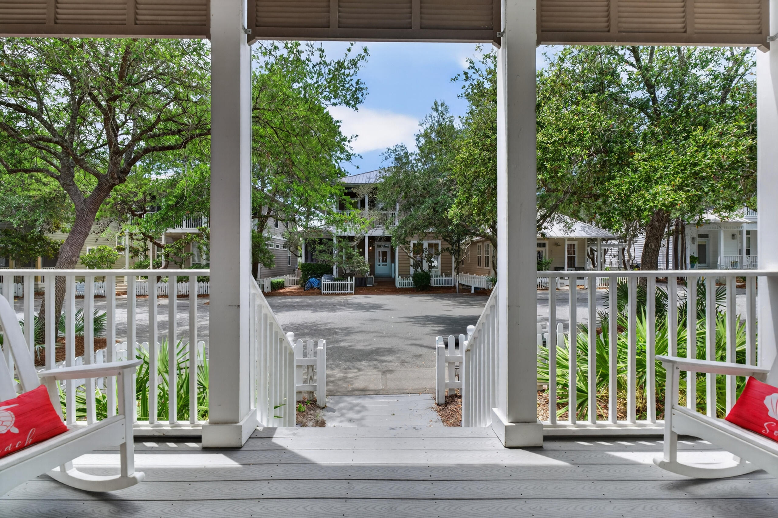 SUMMER'S EDGE - Residential
