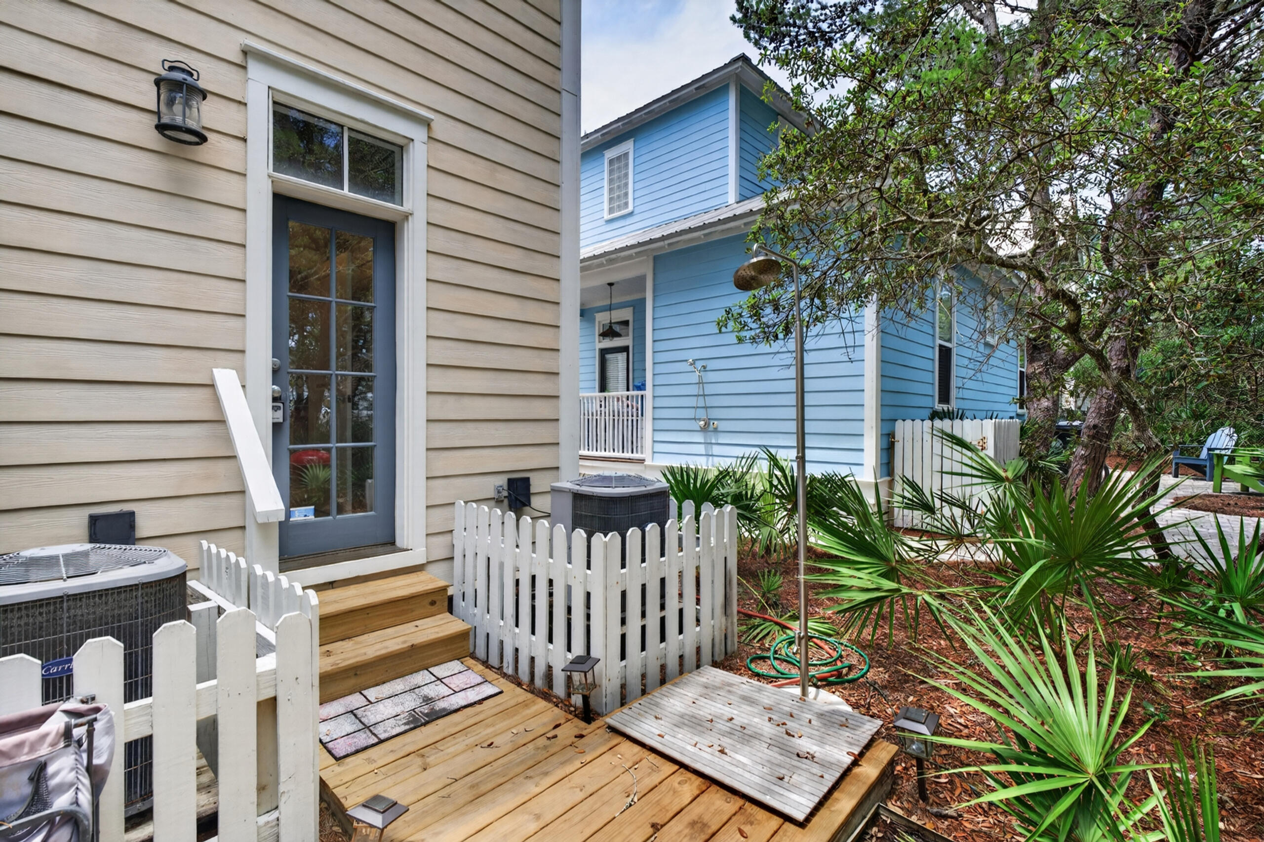 SUMMER'S EDGE - Residential