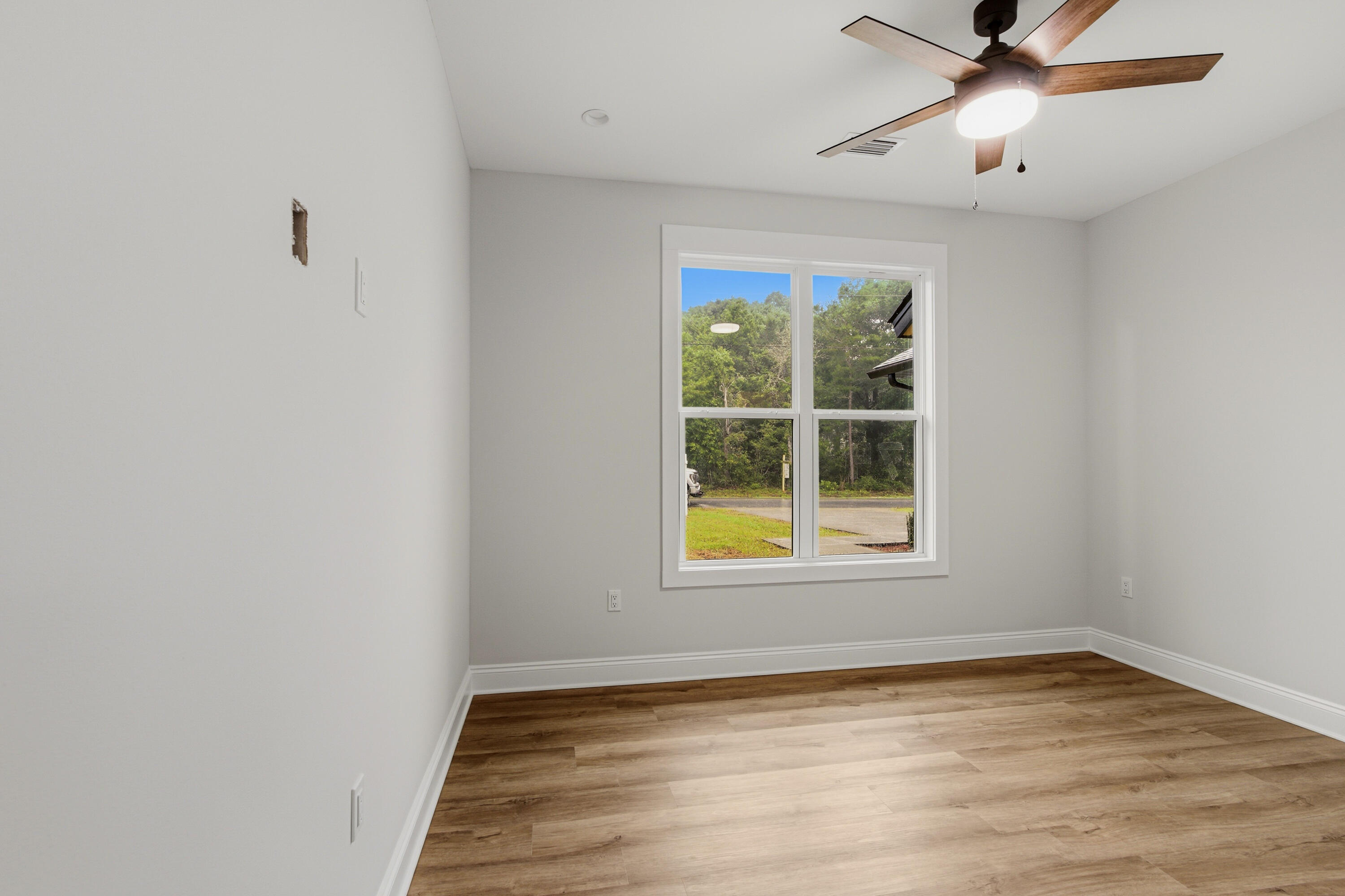 OAKWOOD LAKES ESTATES - Residential