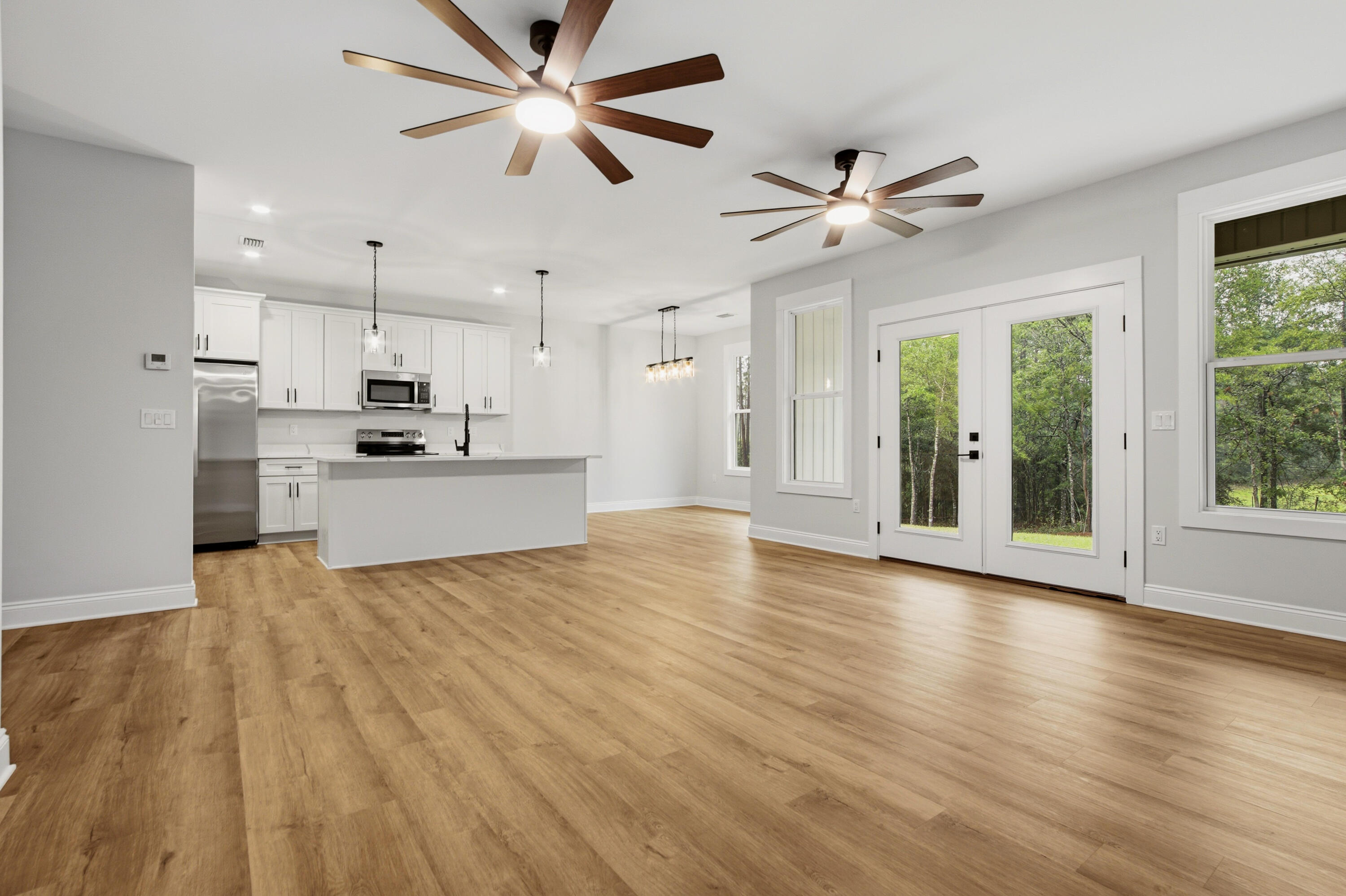 OAKWOOD LAKES ESTATES - Residential