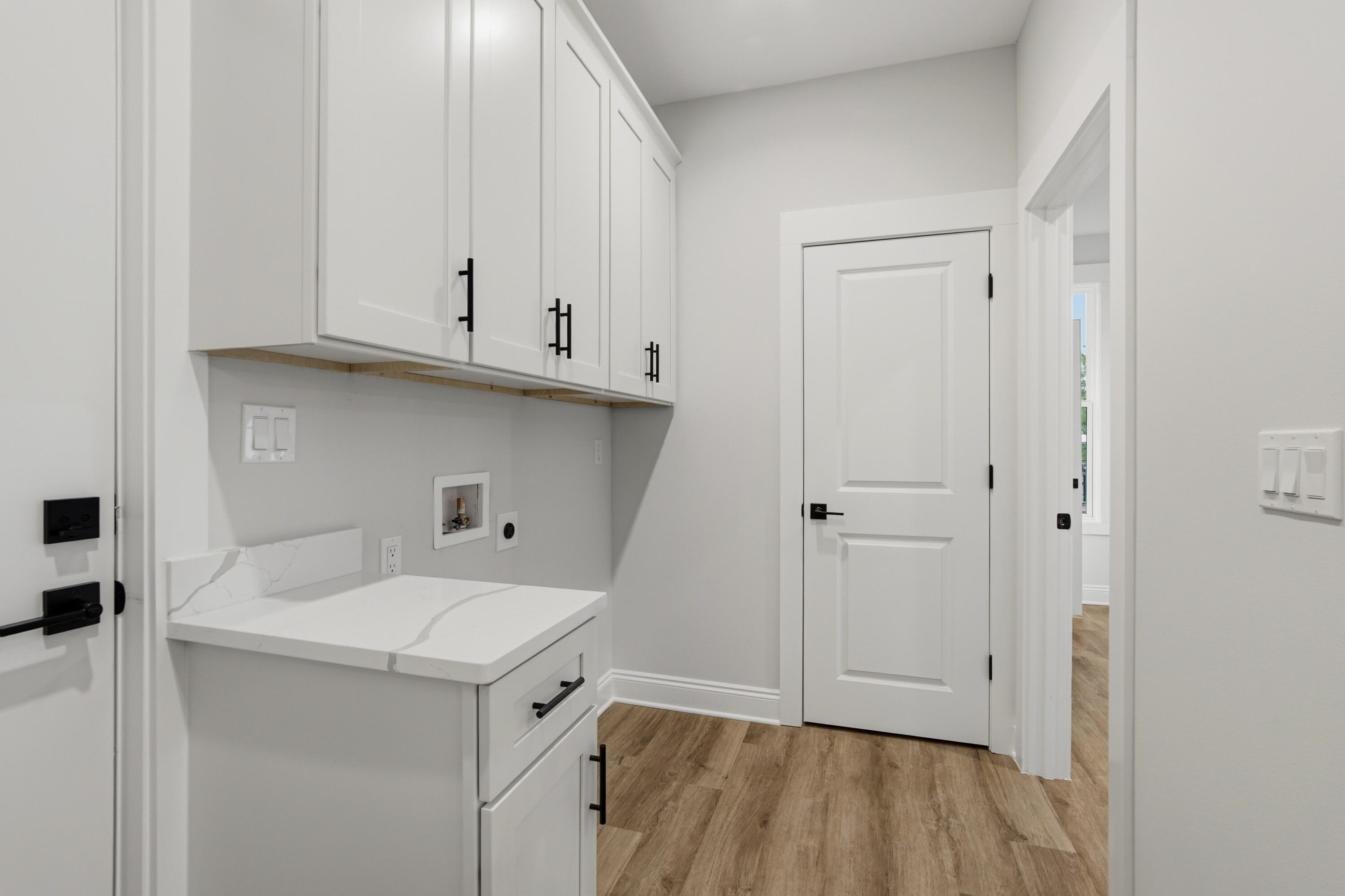 OAKWOOD LAKES ESTATES - Residential