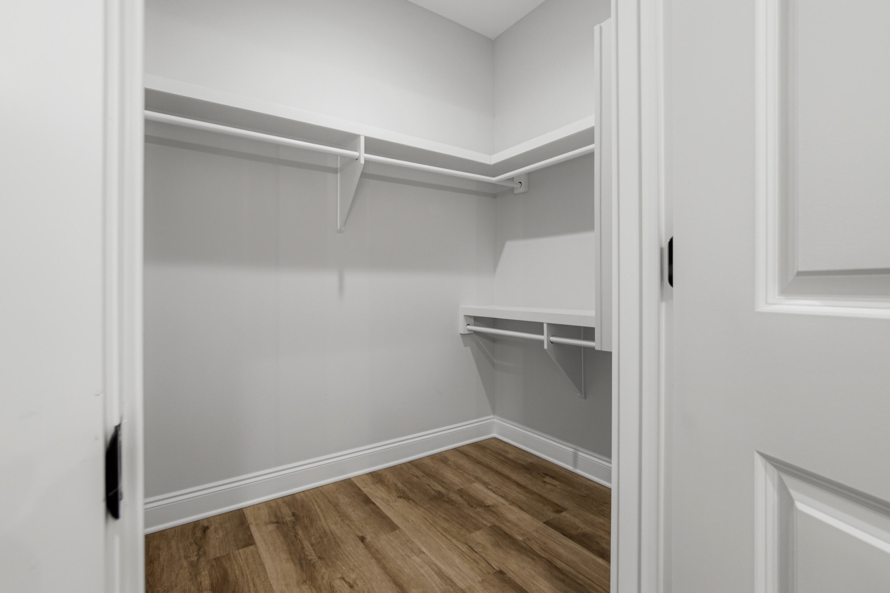 OAKWOOD LAKES ESTATES - Residential