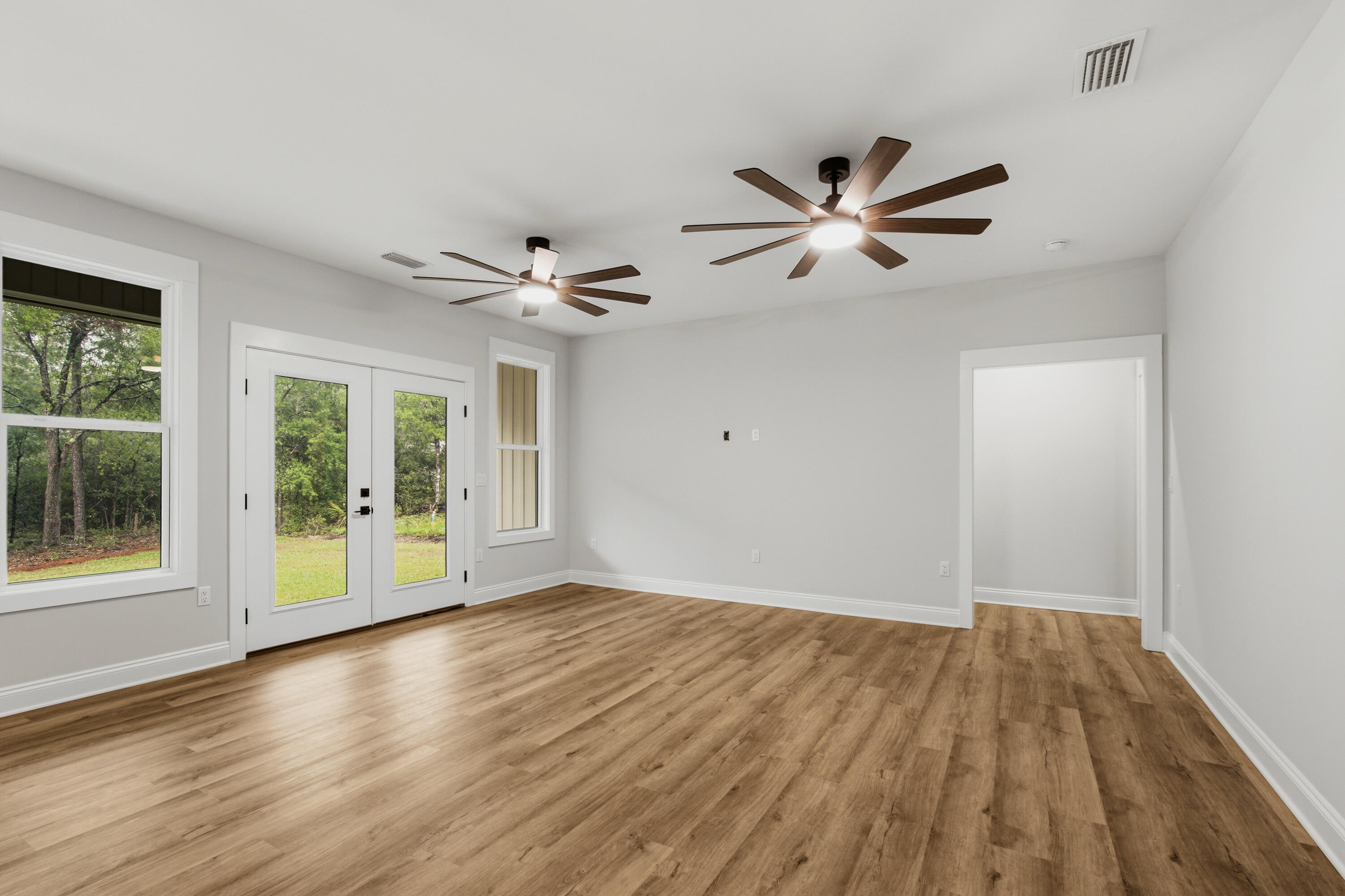 OAKWOOD LAKES ESTATES - Residential