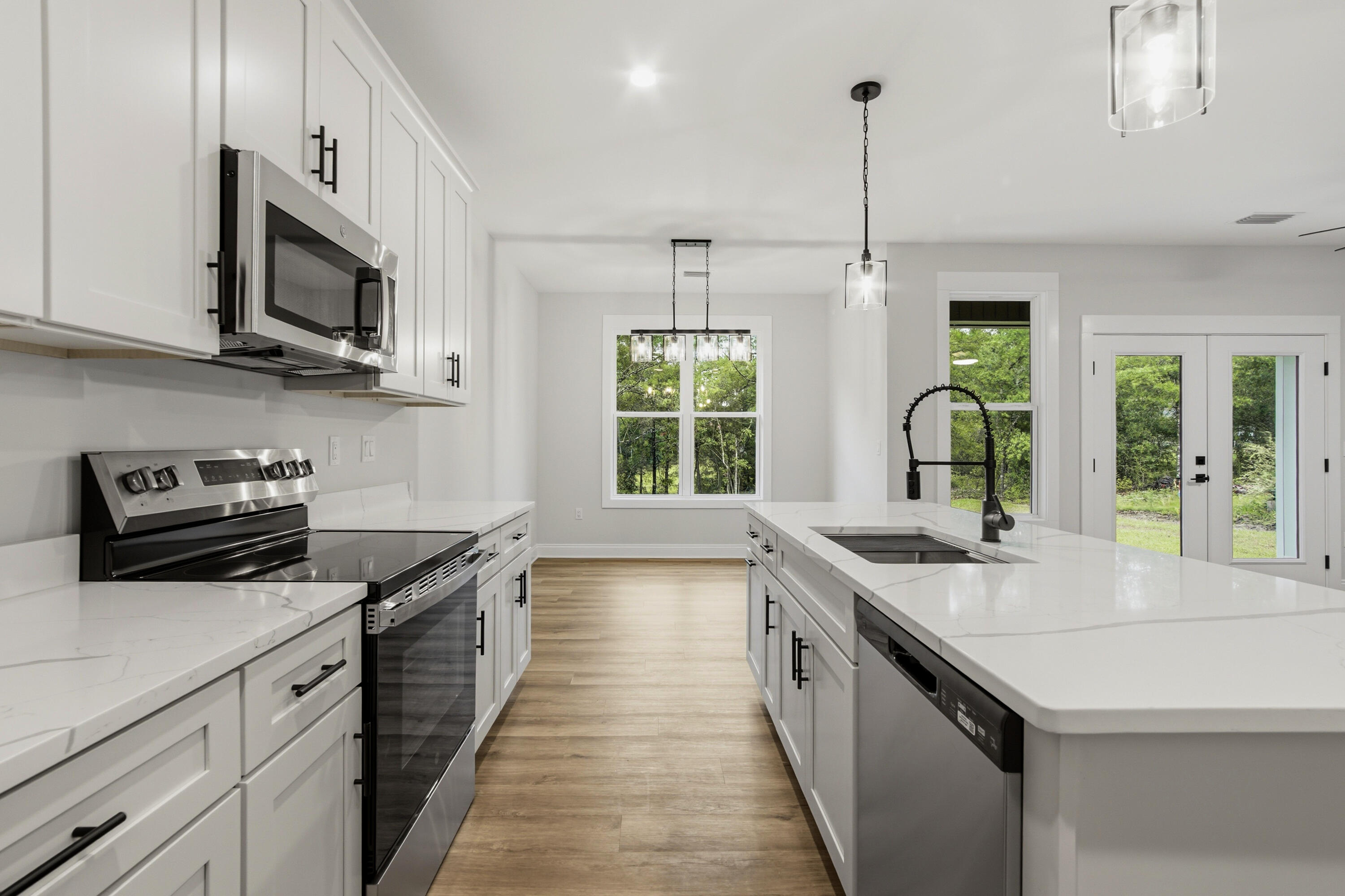 OAKWOOD LAKES ESTATES - Residential