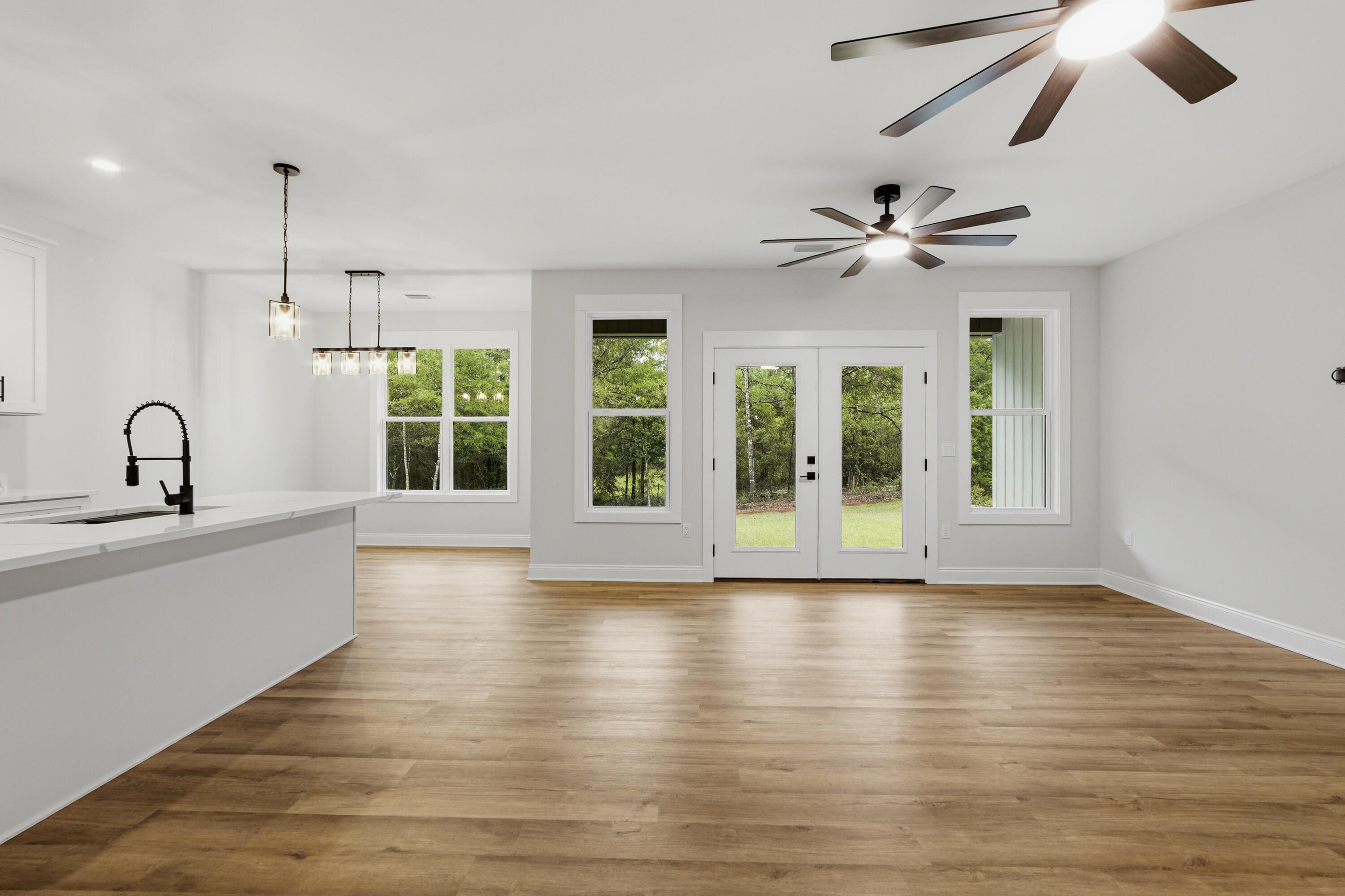 OAKWOOD LAKES ESTATES - Residential