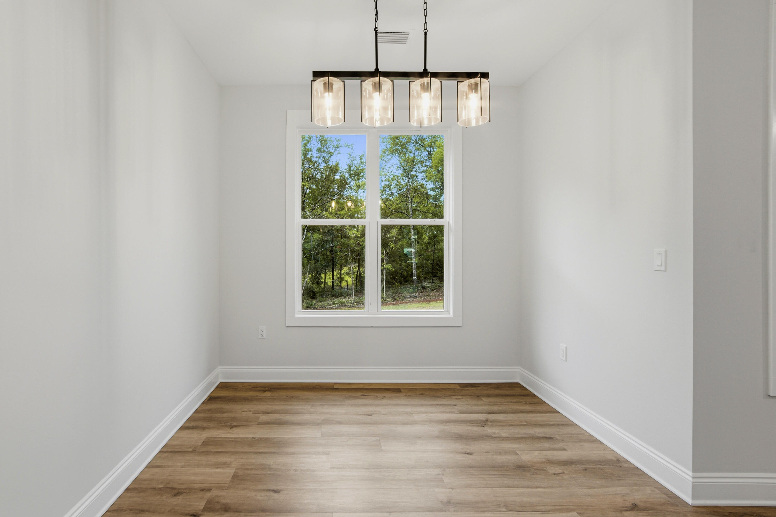 OAKWOOD LAKES ESTATES - Residential