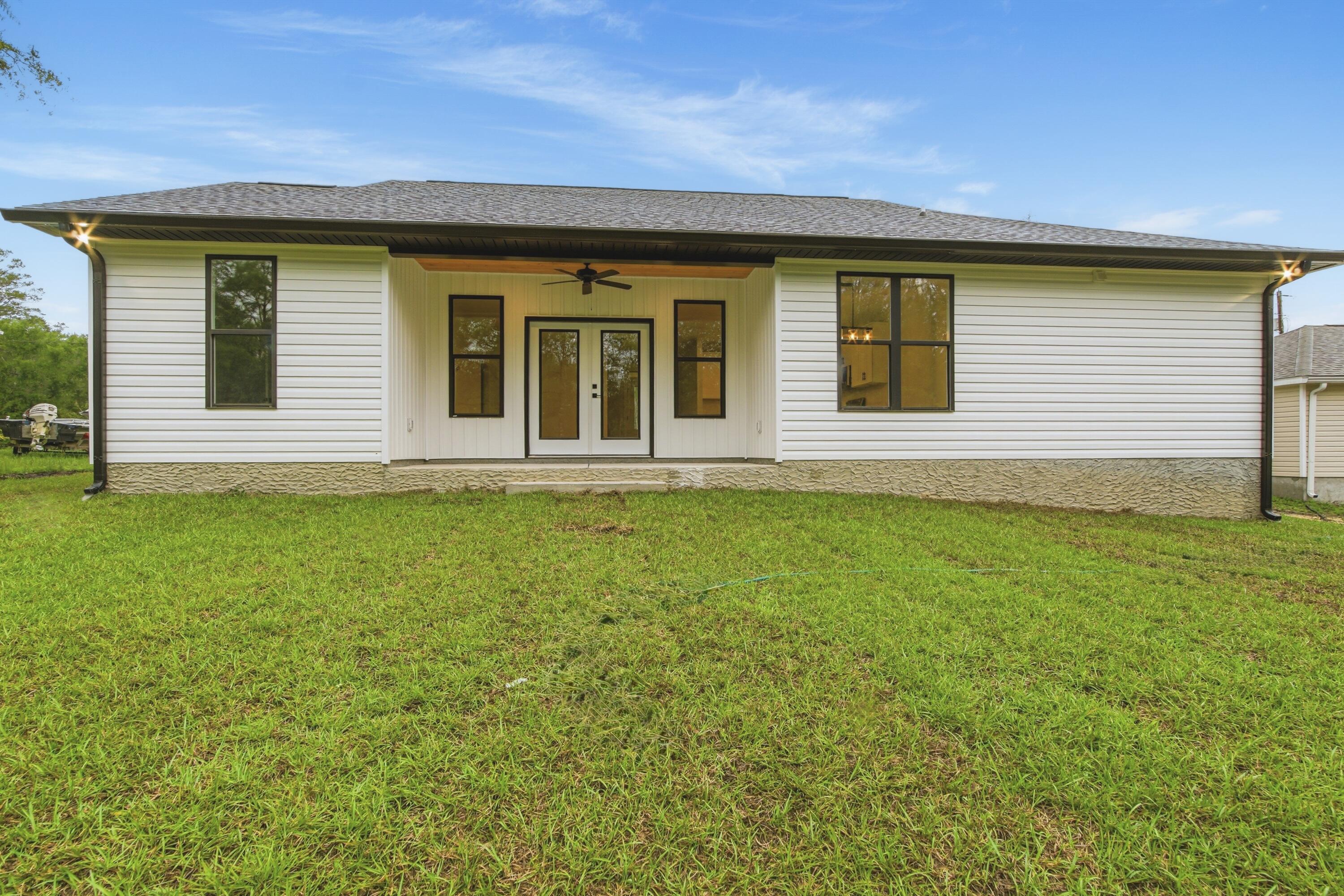 OAKWOOD LAKES ESTATES - Residential
