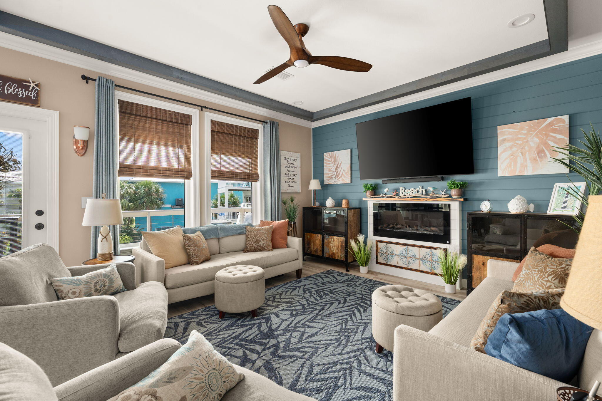 CARIBBEAN ISLES - Residential