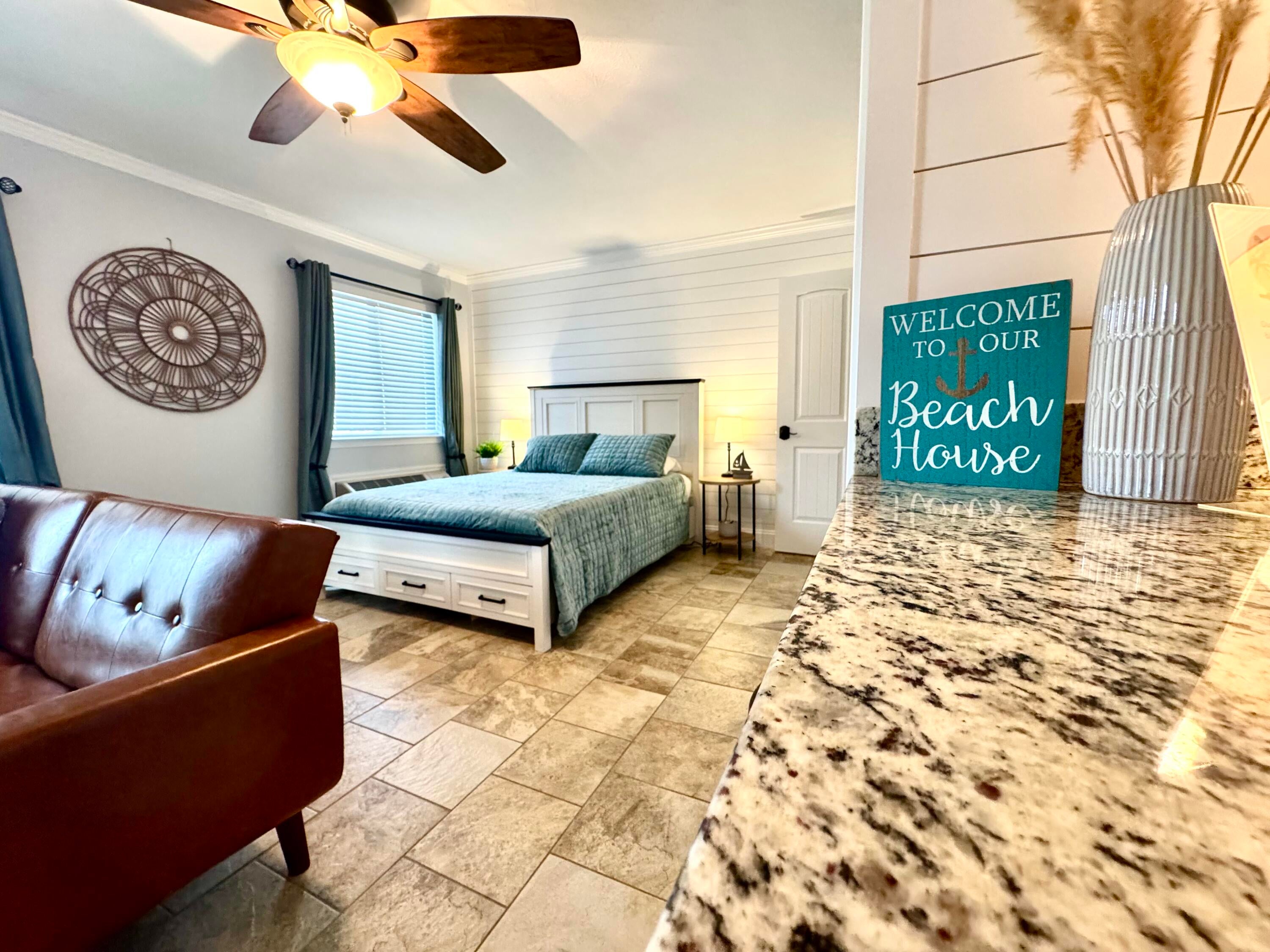 PIRATES COVE INLET CONDO - Residential