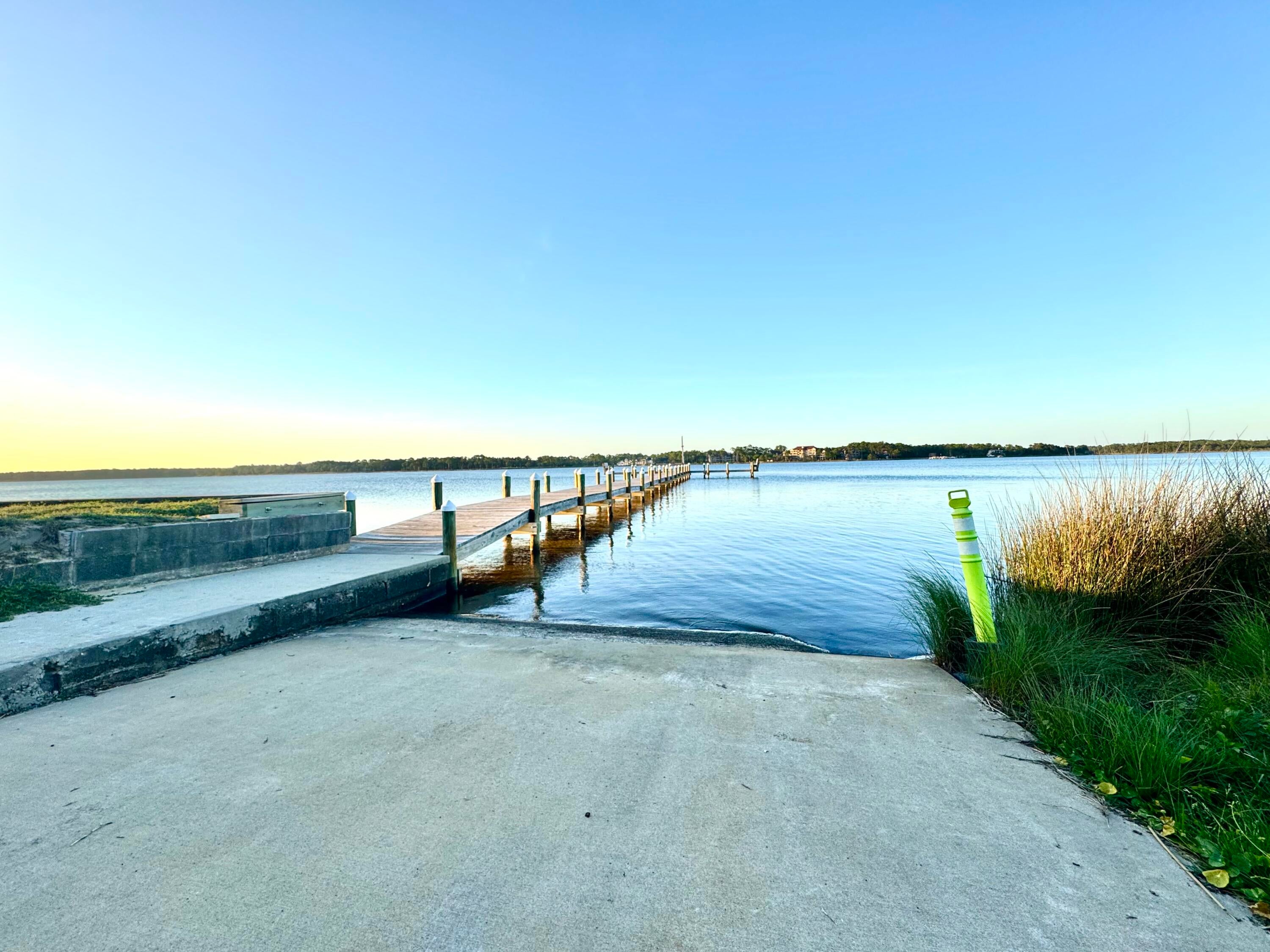 PIRATES COVE INLET CONDO - Residential