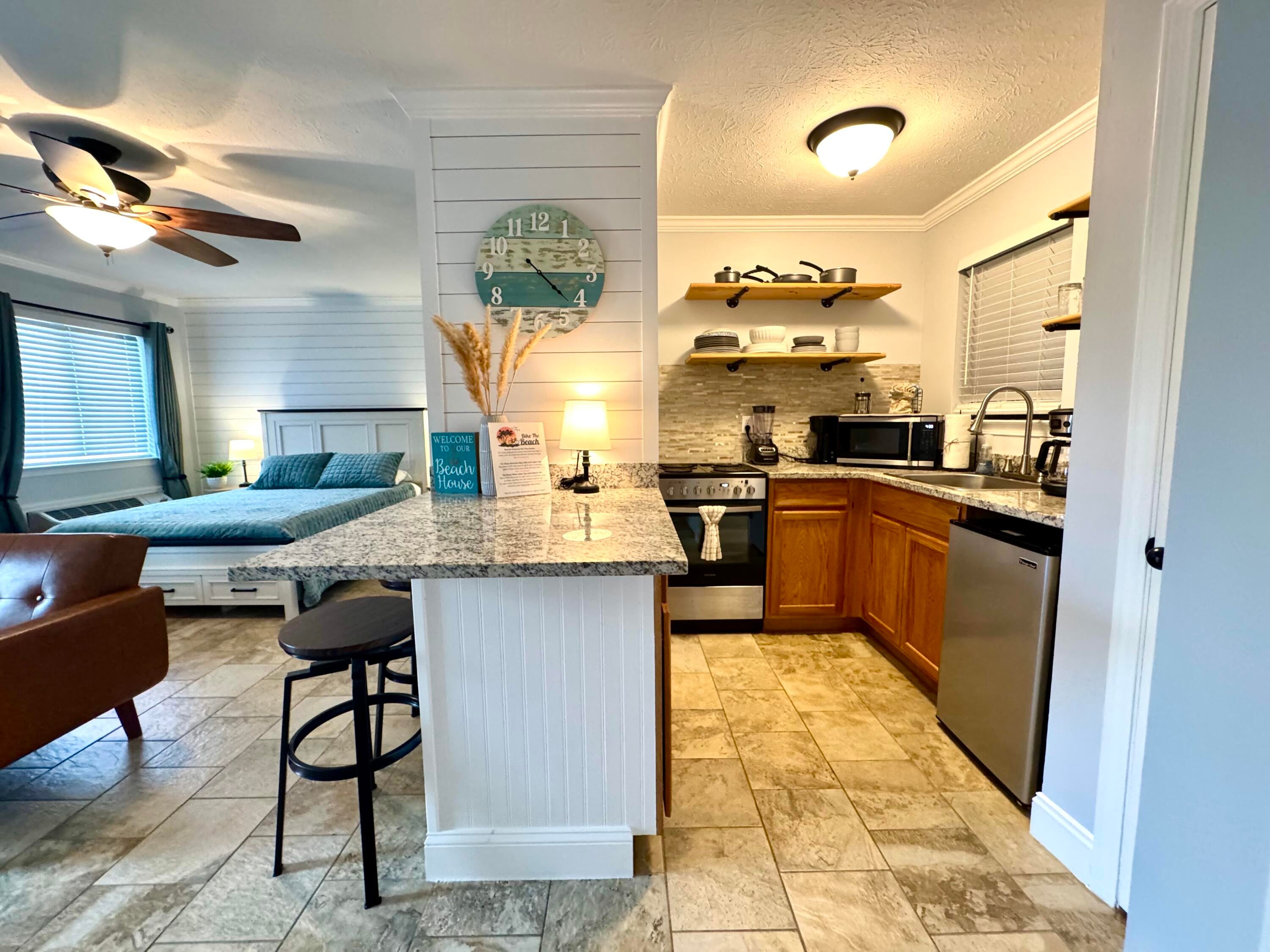 PIRATES COVE INLET CONDO - Residential