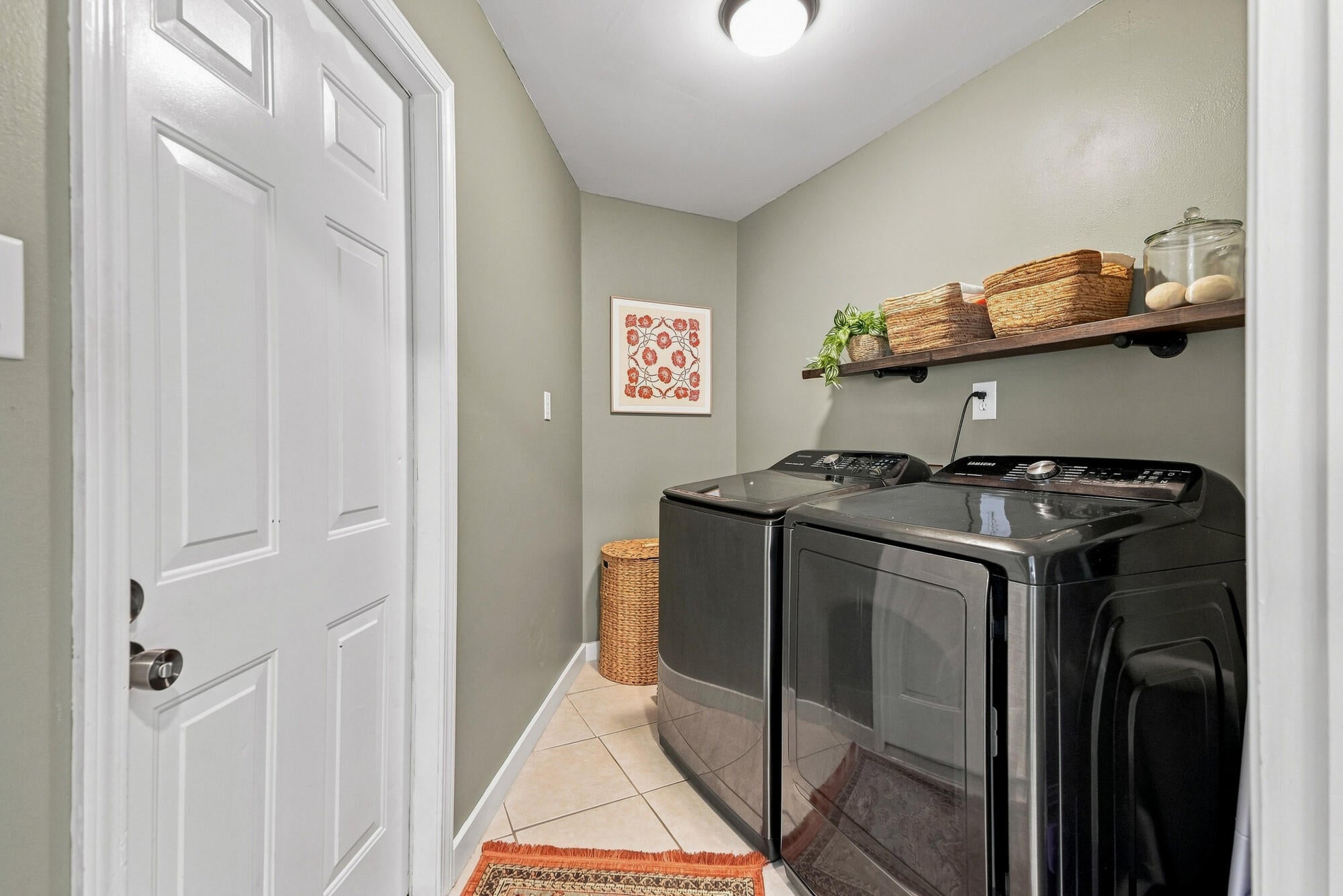 JACKSON TRAIL - Residential