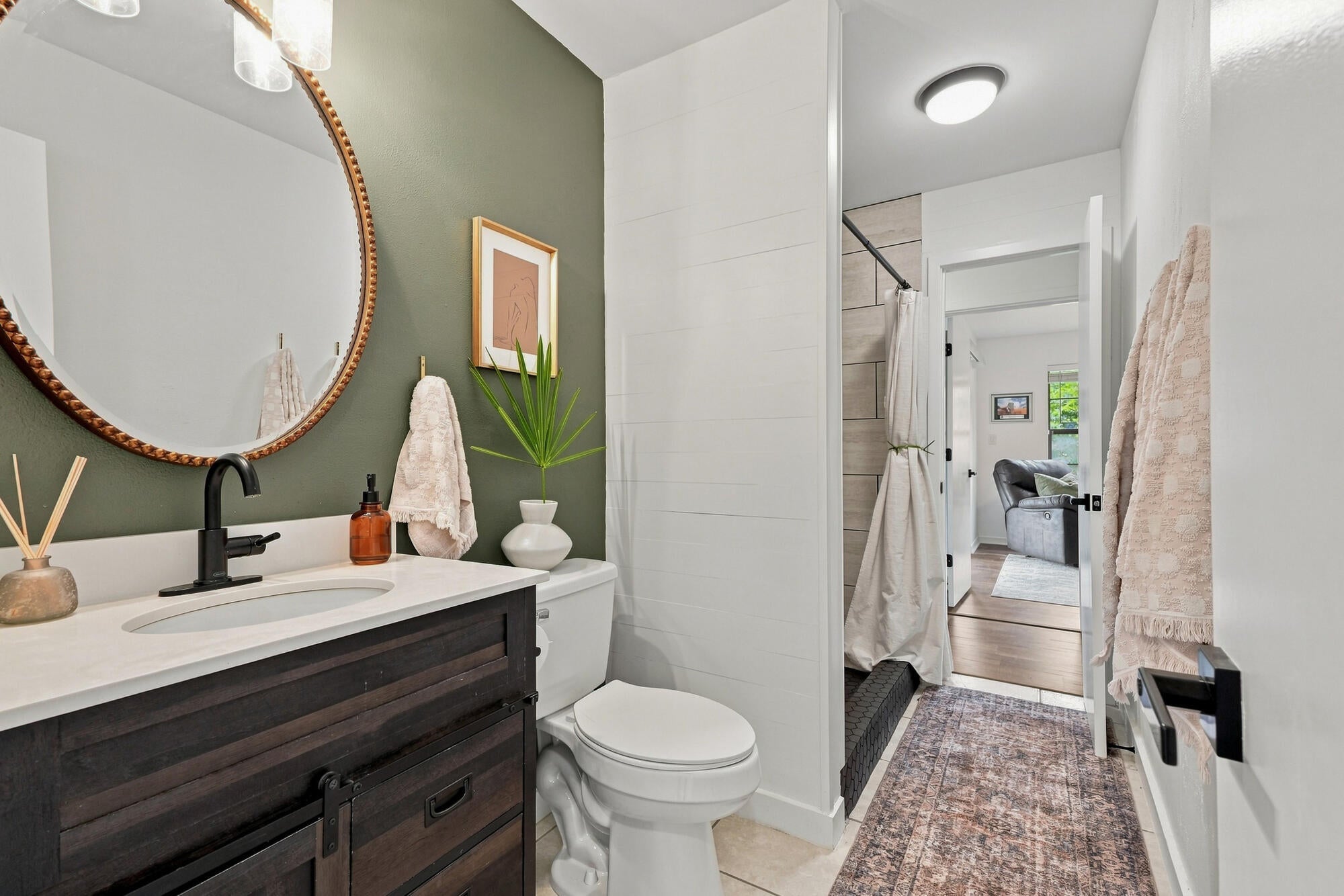 JACKSON TRAIL - Residential