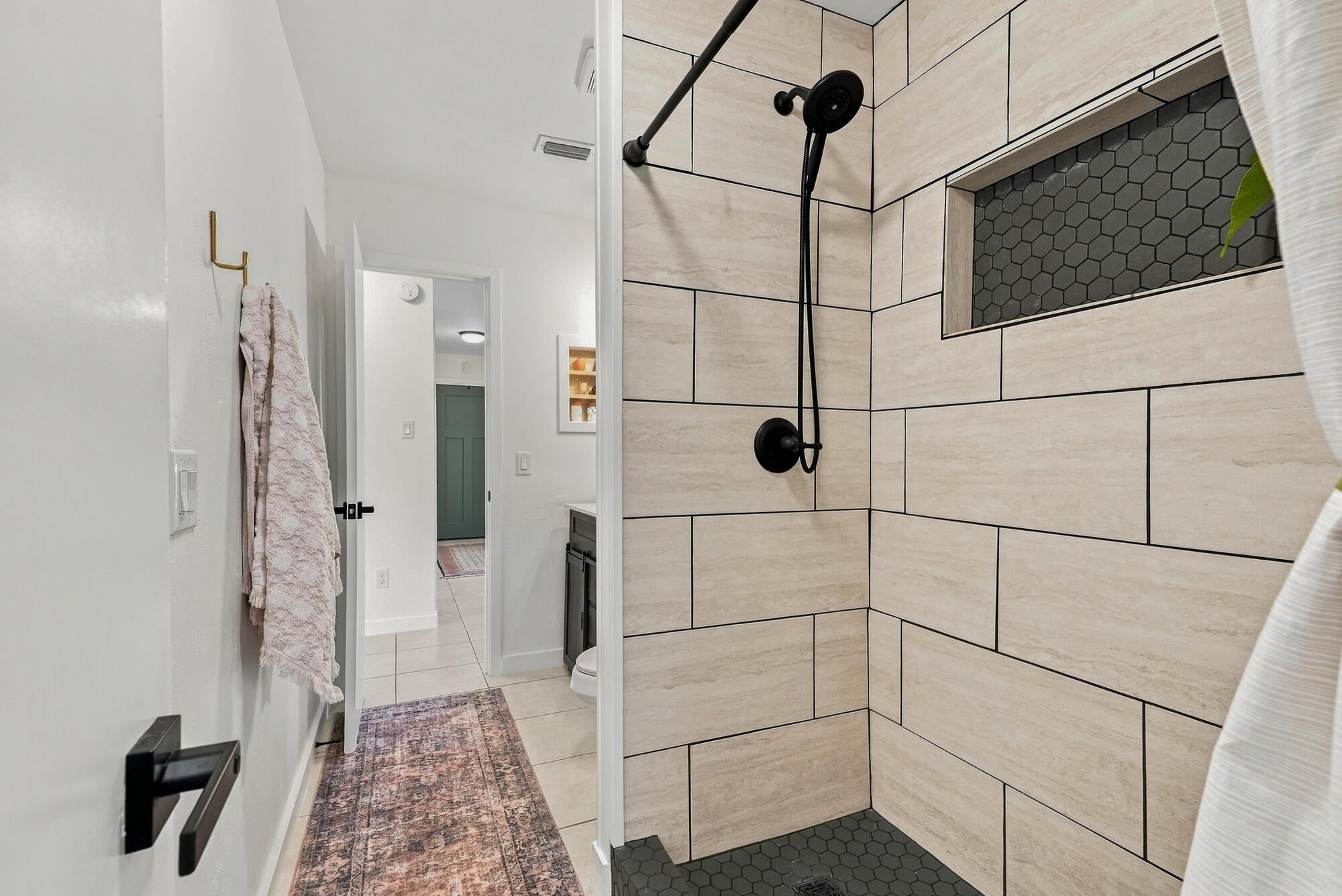 JACKSON TRAIL - Residential