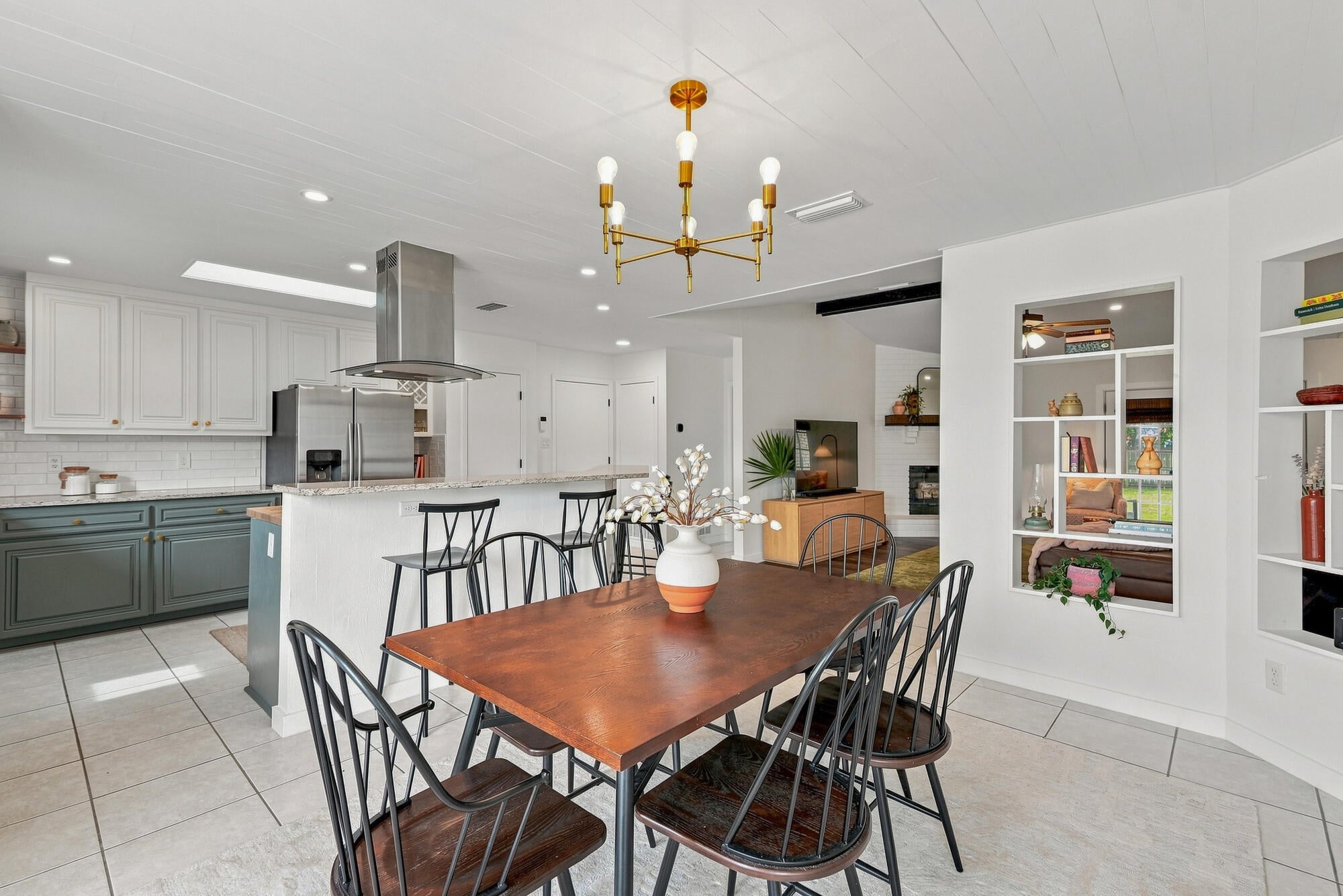 JACKSON TRAIL - Residential