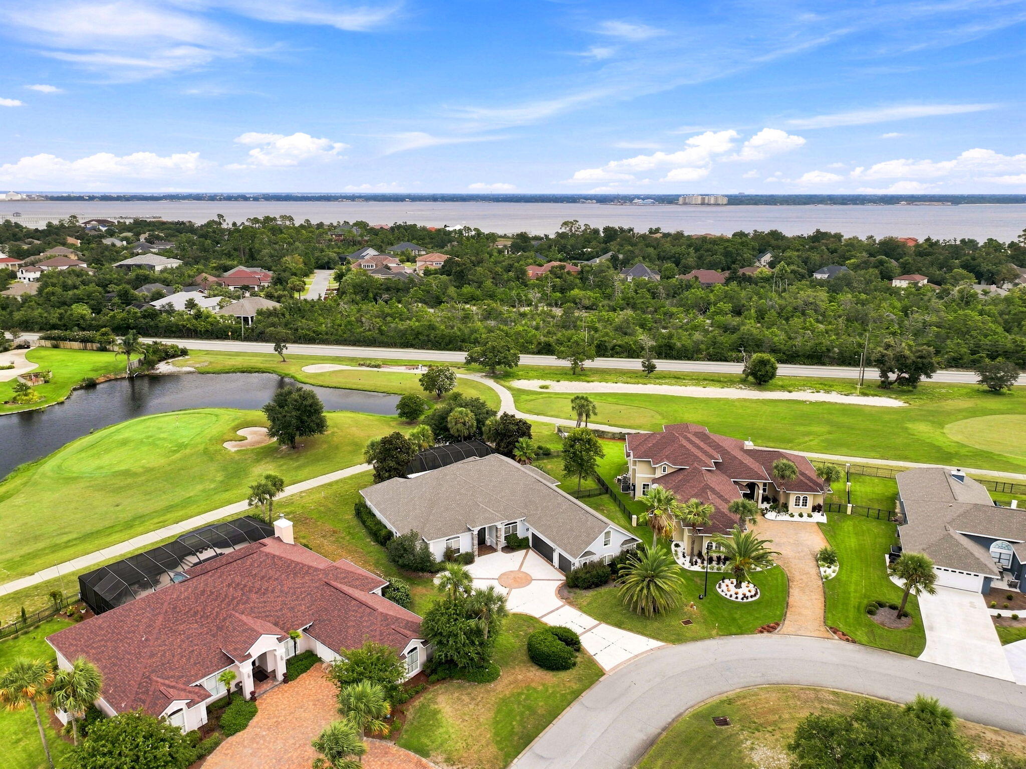 DRAGONS RIDGE - Residential