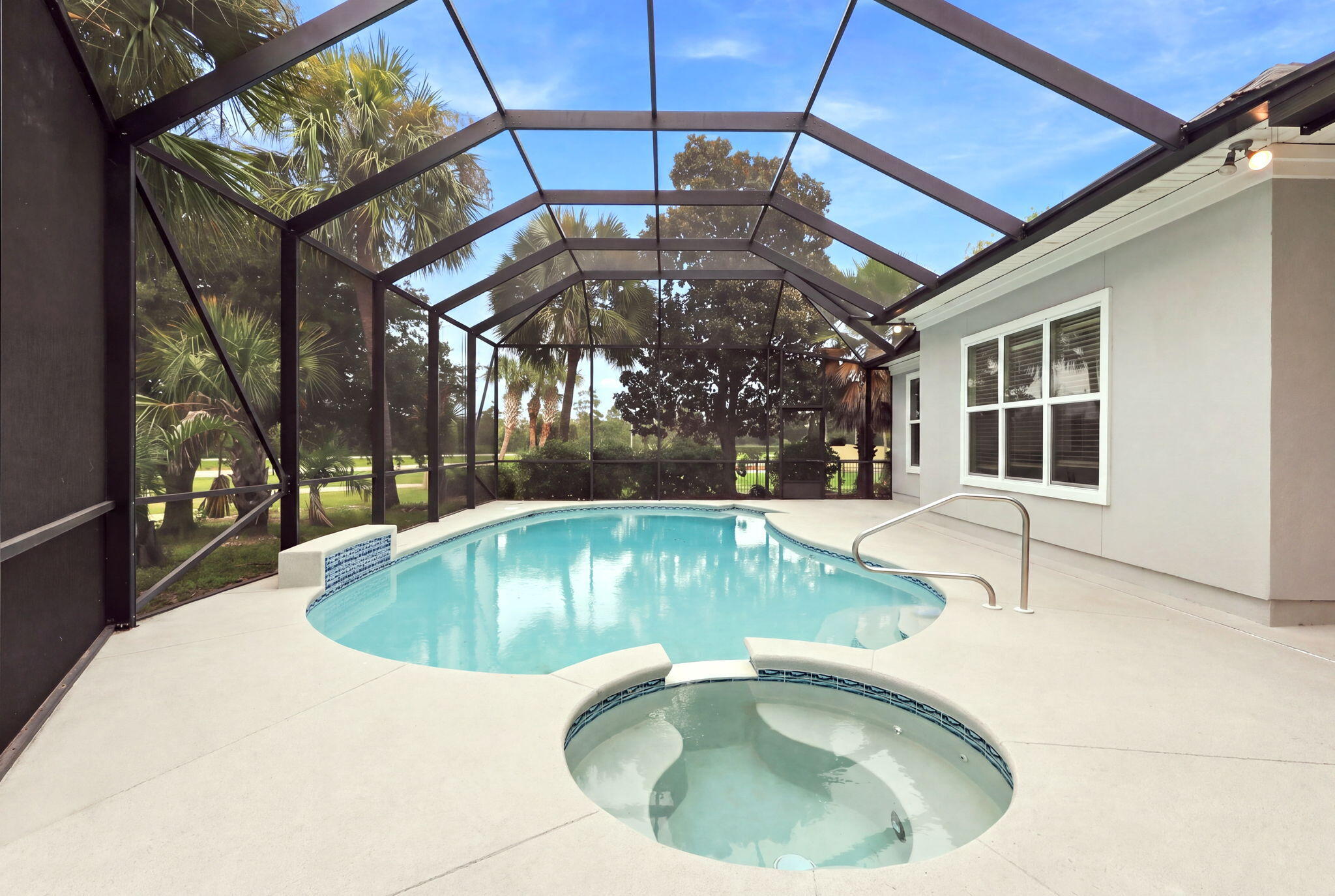 DRAGONS RIDGE - Residential