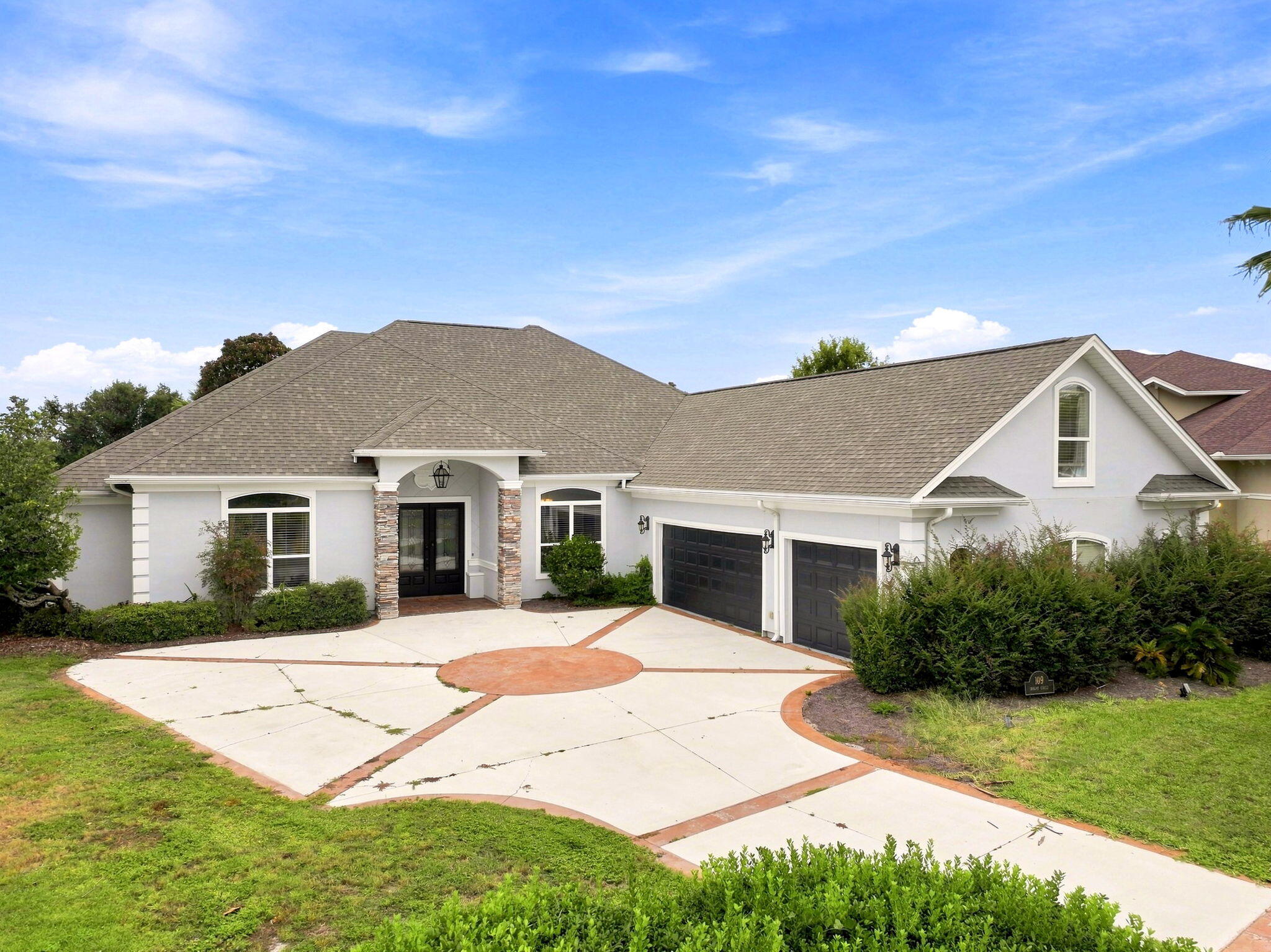 DRAGONS RIDGE - Residential