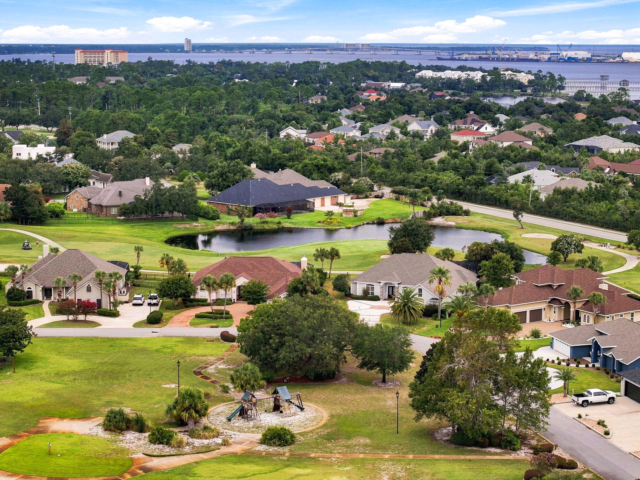 DRAGONS RIDGE - Residential