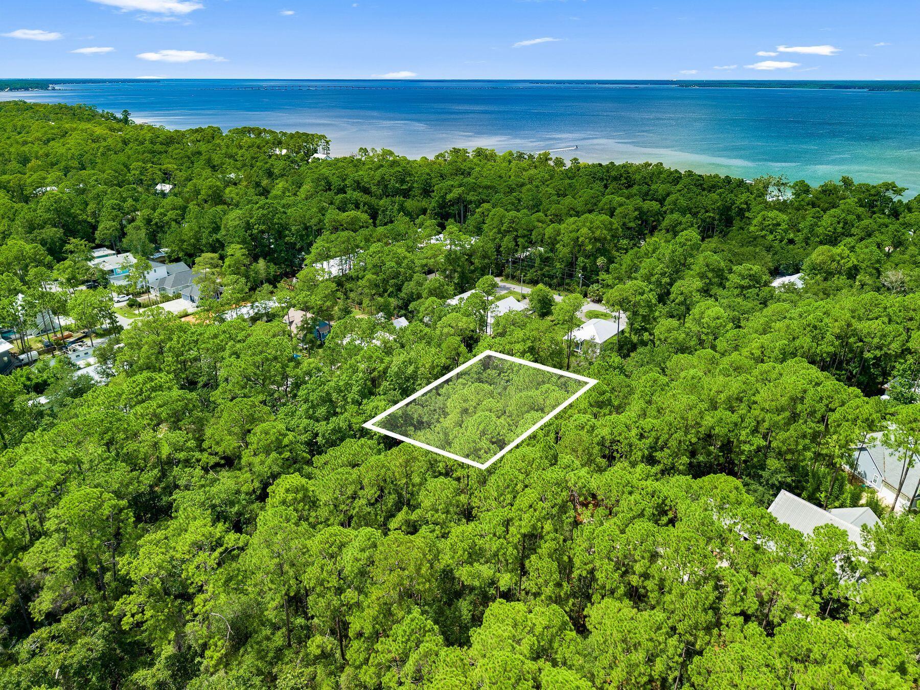 MAGNOLIA BEACH - Land
