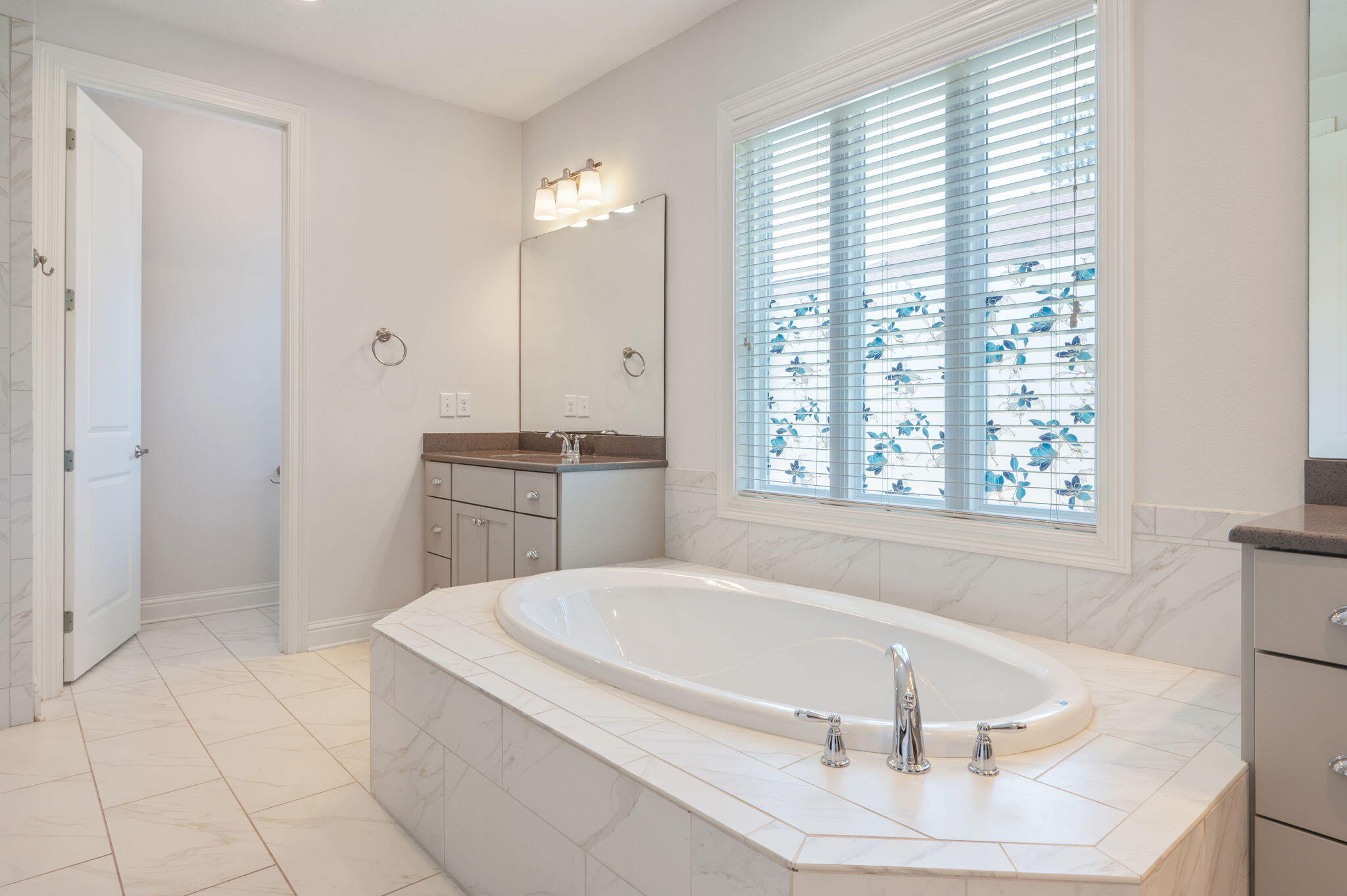 MILL CREEK FARMS - Residential