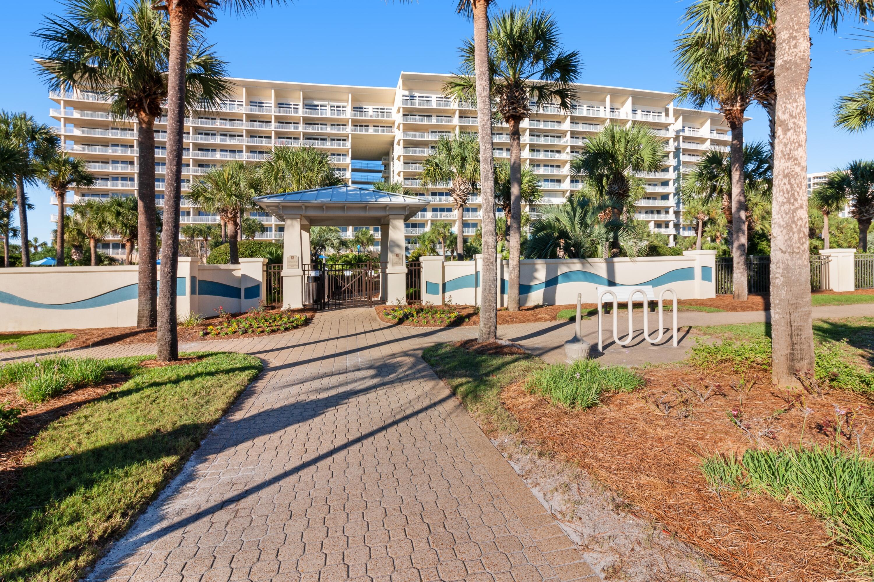 STERLING SHORES - Residential
