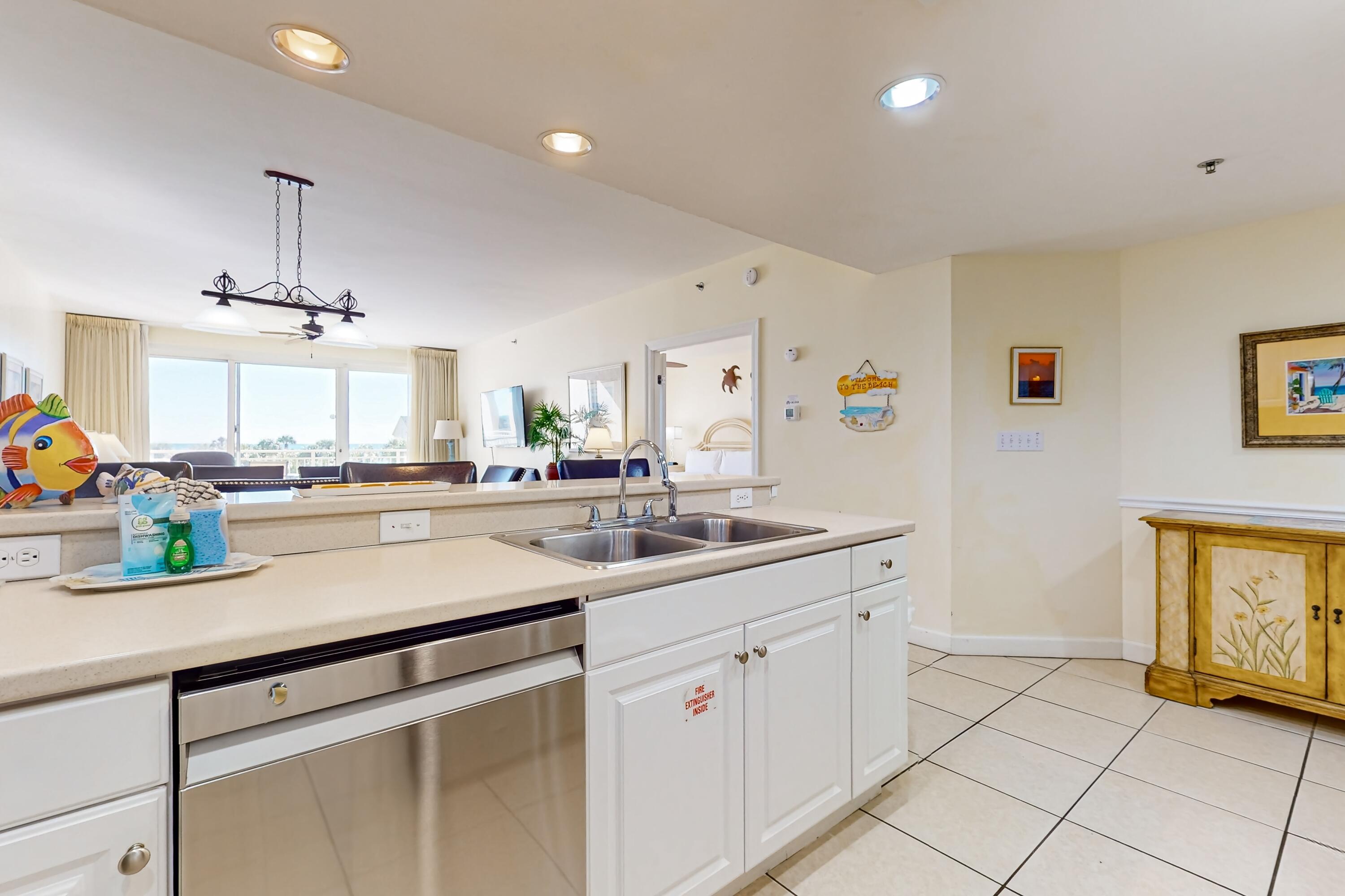 STERLING SHORES - Residential