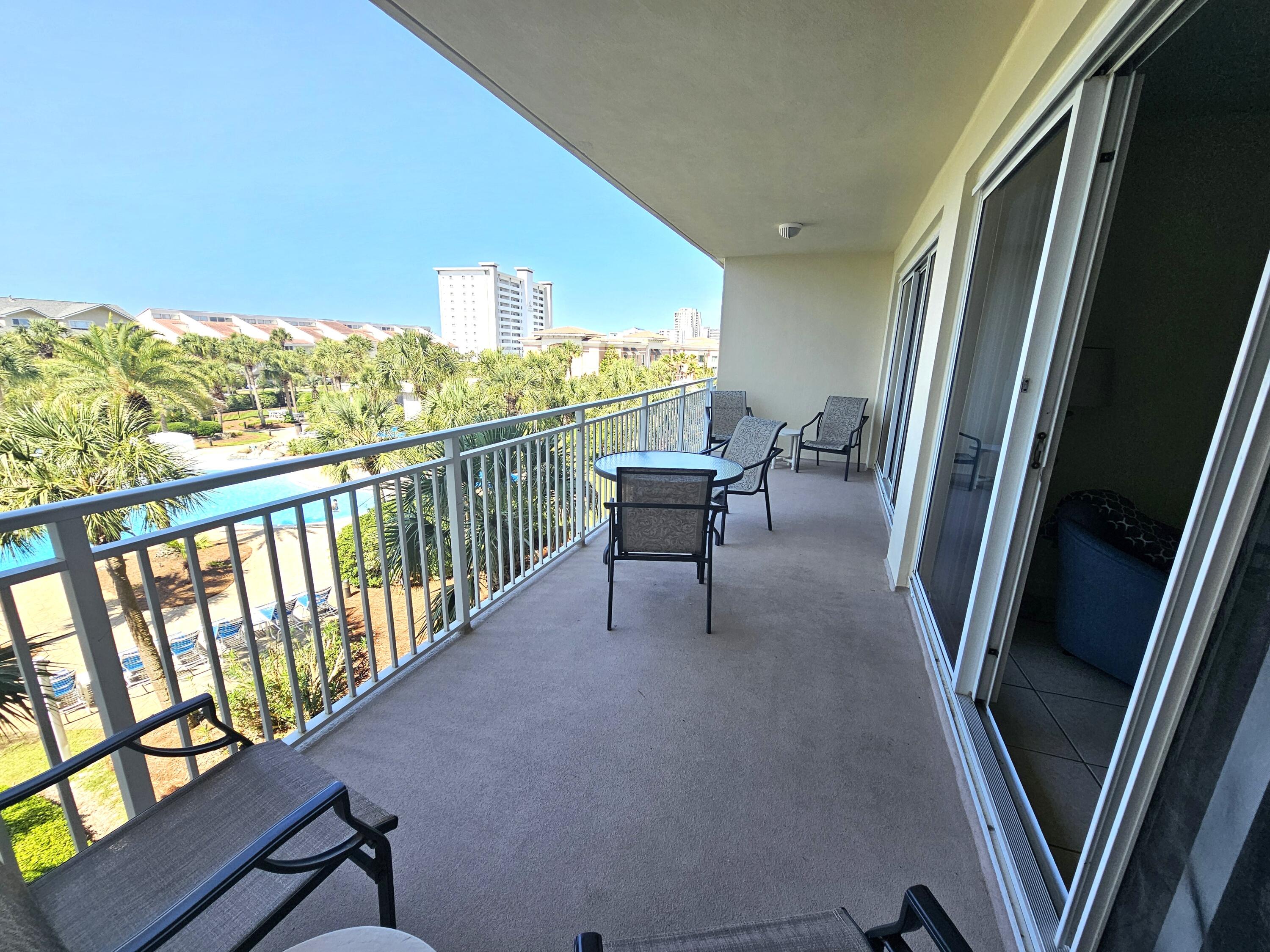 STERLING SHORES - Residential