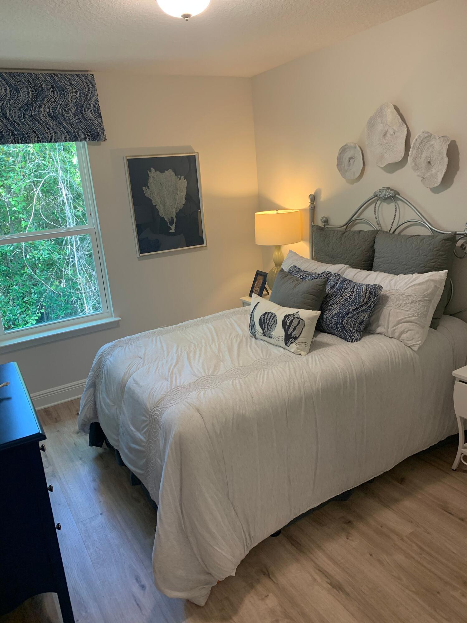 Sandhill Pines - Residential Lease