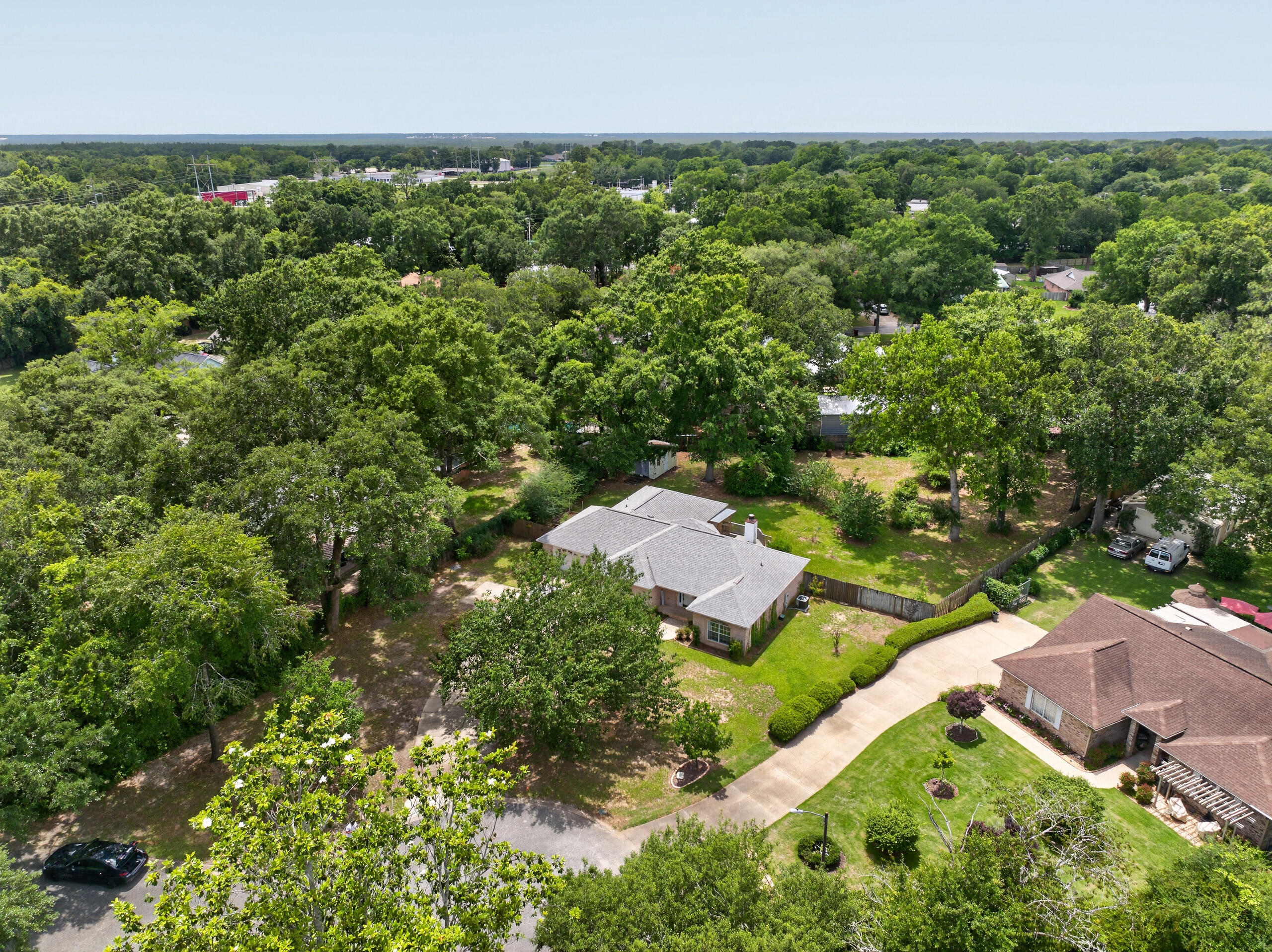 CROSS ROADS - Residential