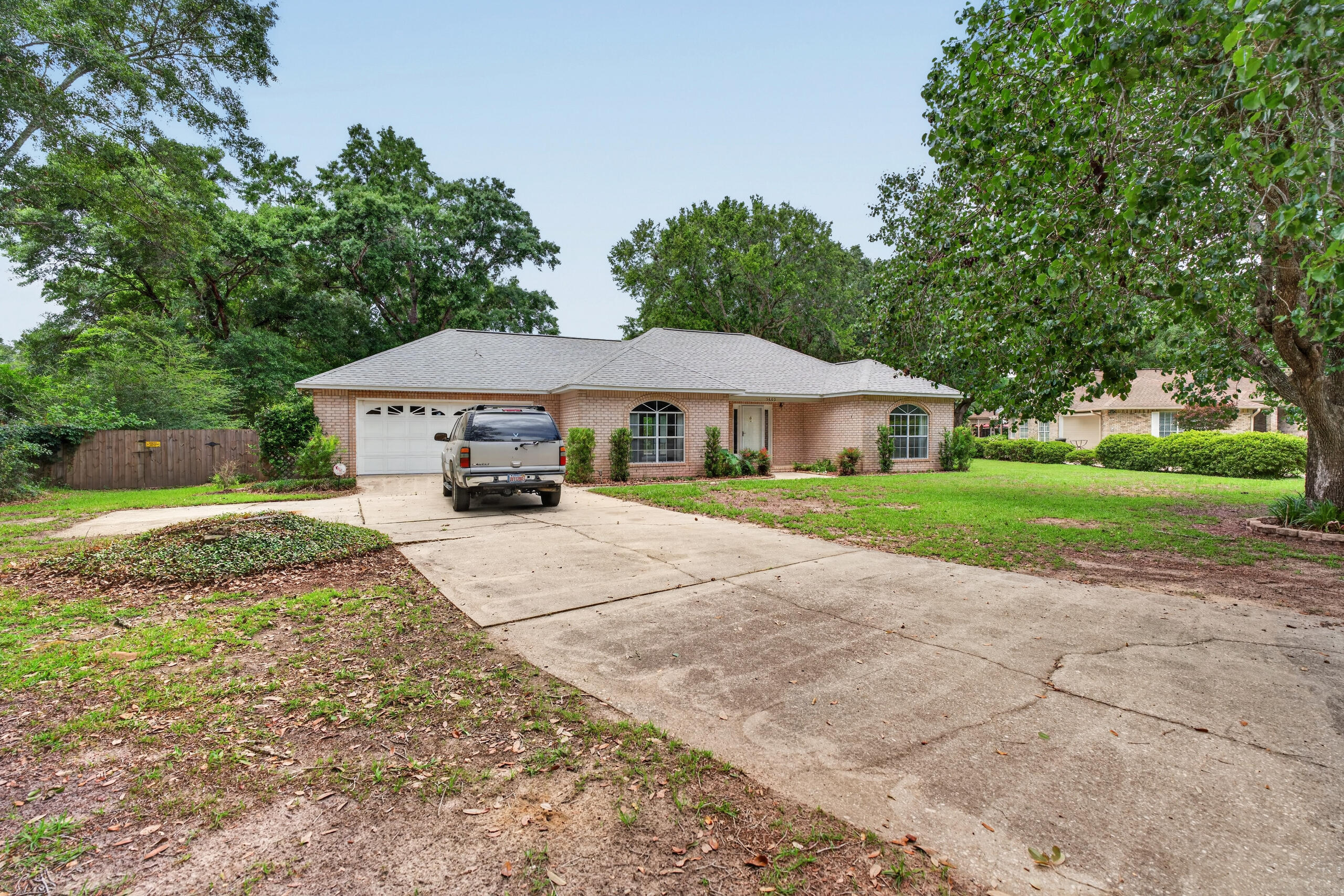 CROSS ROADS - Residential