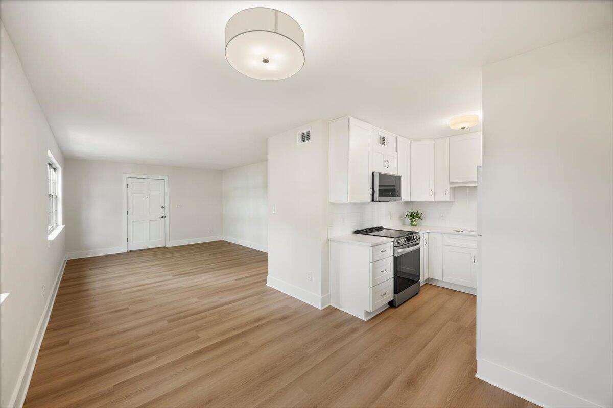 Sailwind Condominium - Residential