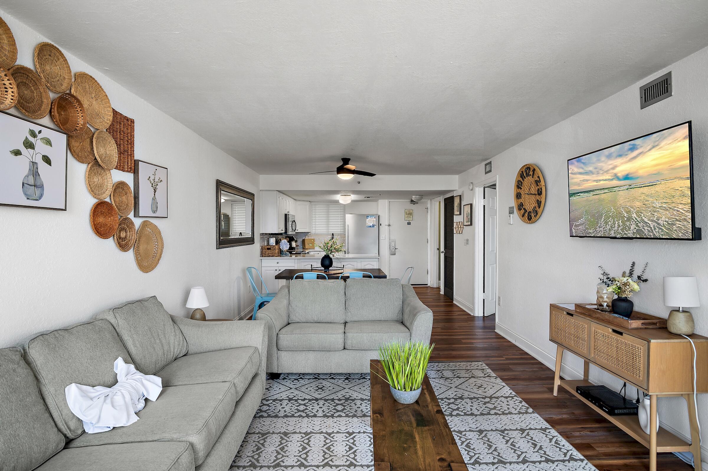 SUNDESTIN INTERNATIONAL CONDO - Residential