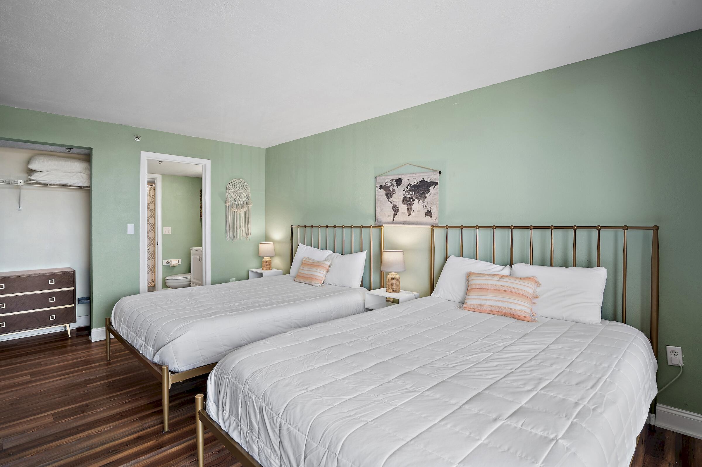 SUNDESTIN INTERNATIONAL CONDO - Residential