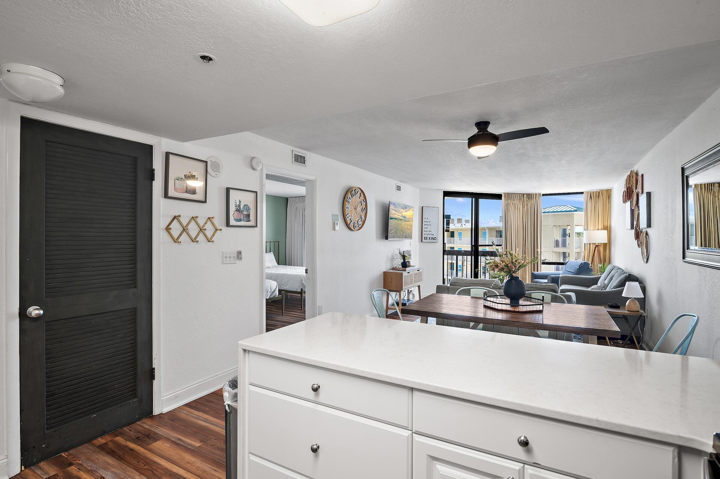 SUNDESTIN INTERNATIONAL CONDO - Residential