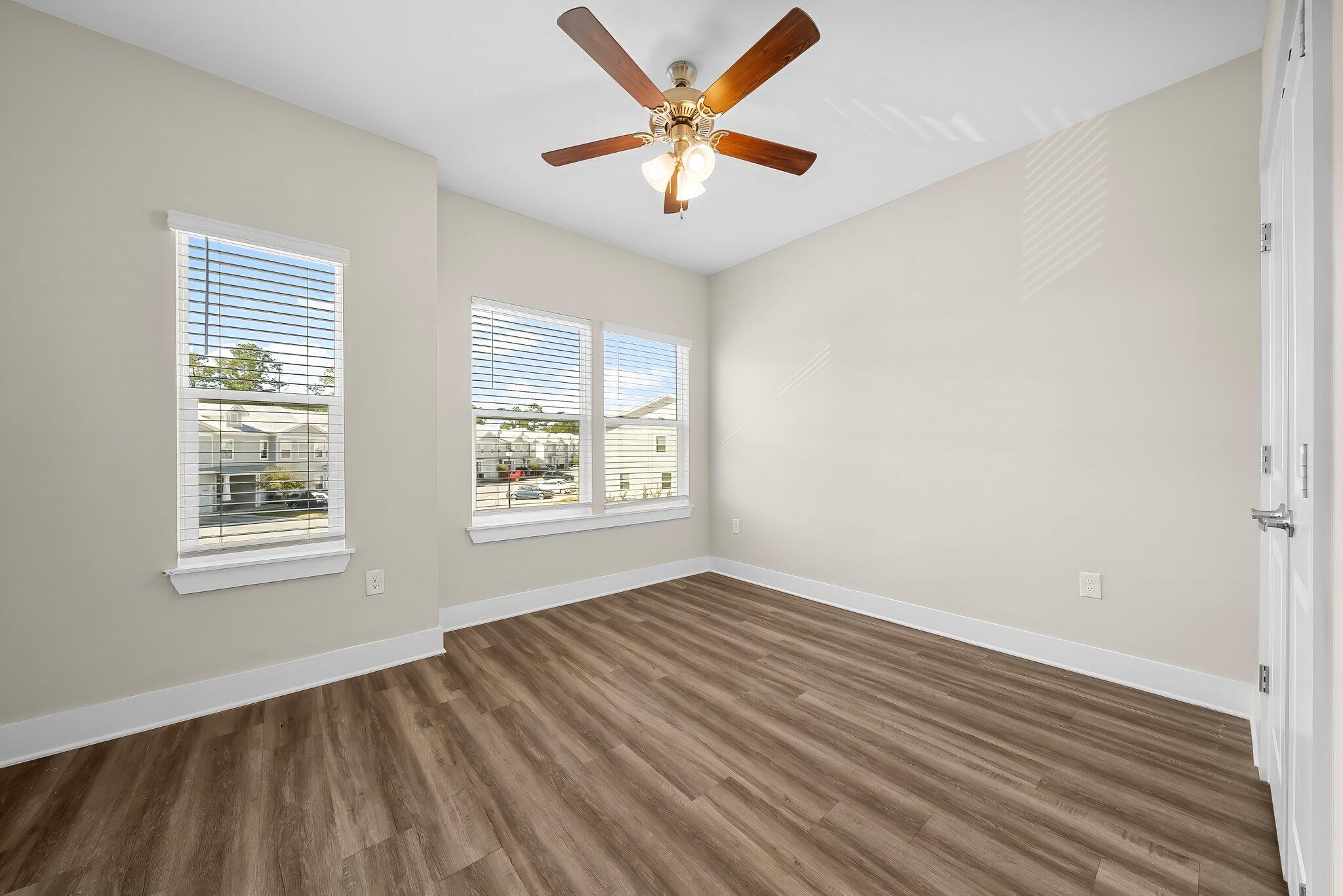 VERANDAS AT FREEPORT - Residential