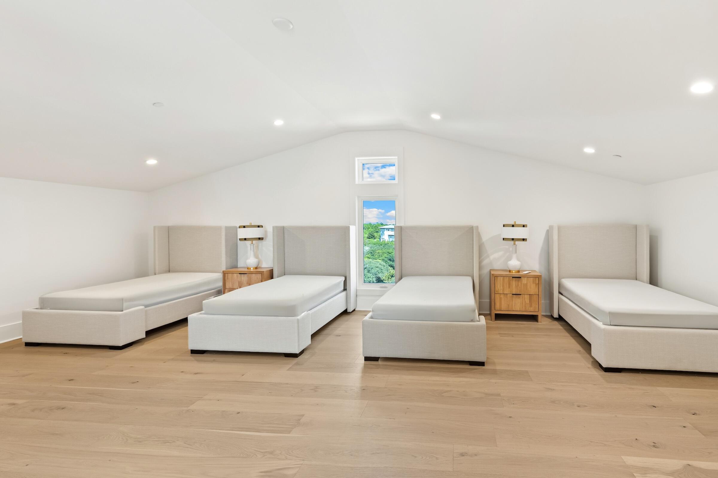 GULF TRACE - Residential
