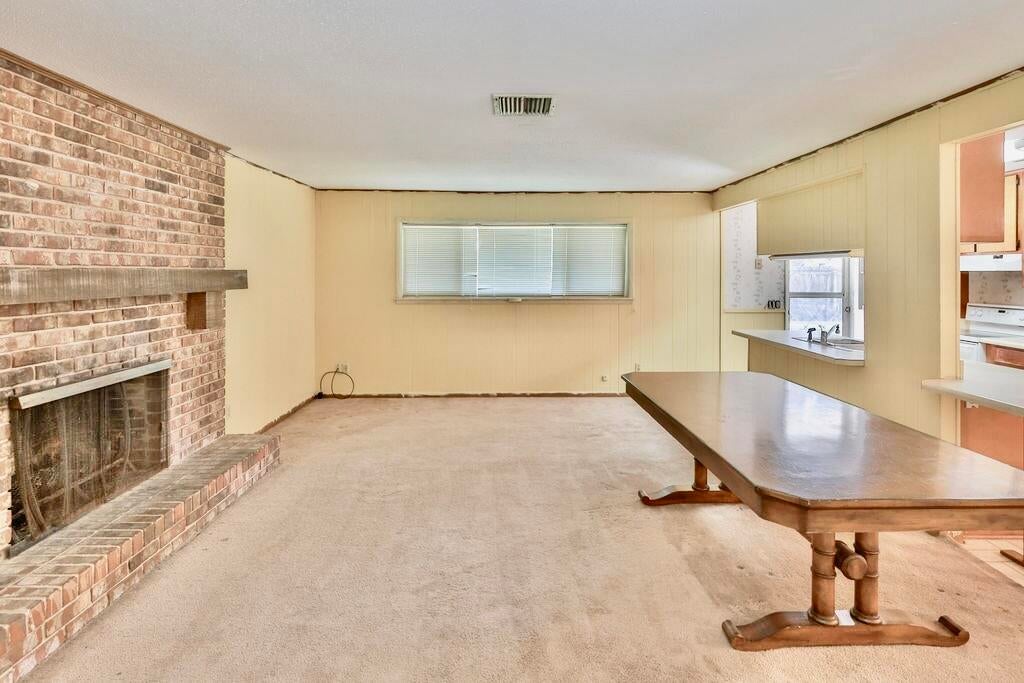CHELSEA WOODS - Residential