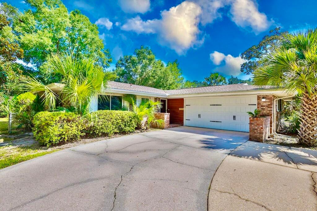 CHELSEA WOODS - Residential