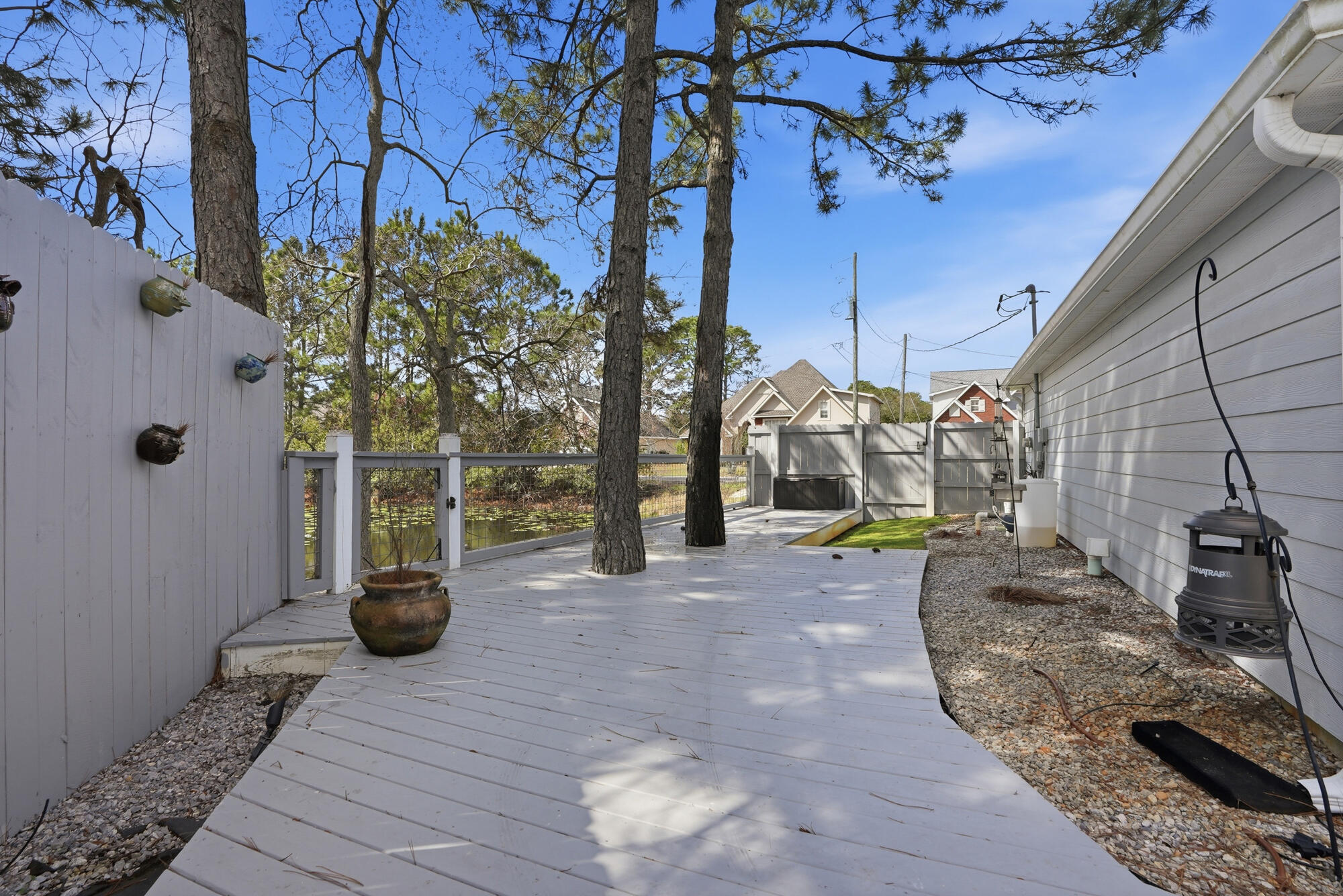 OLDE FLORIDA LAKES - Residential