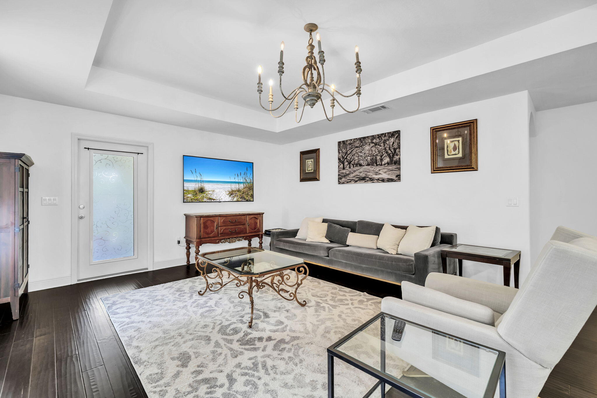 EAGLE BAY - Residential