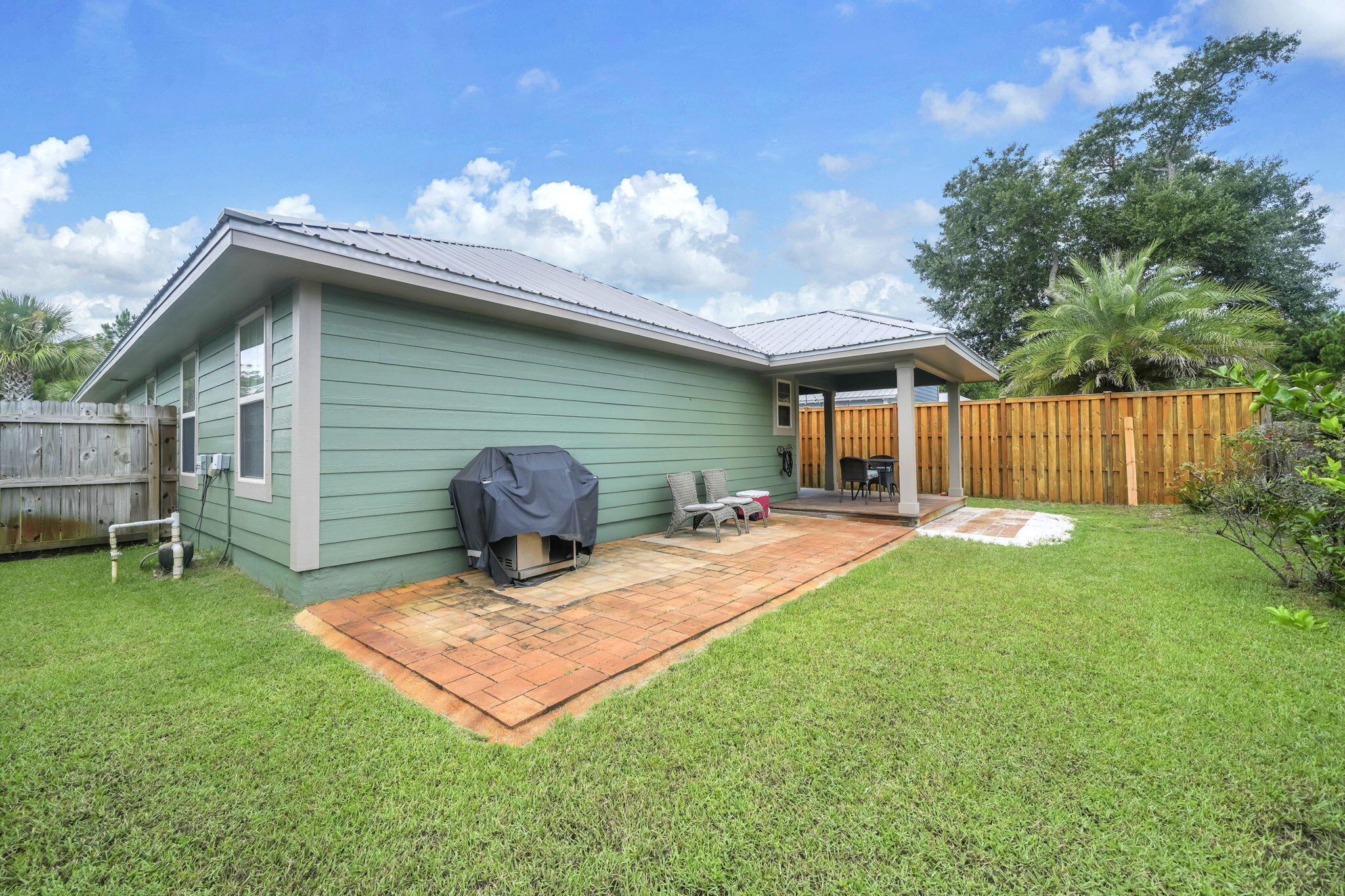 EAGLE BAY - Residential