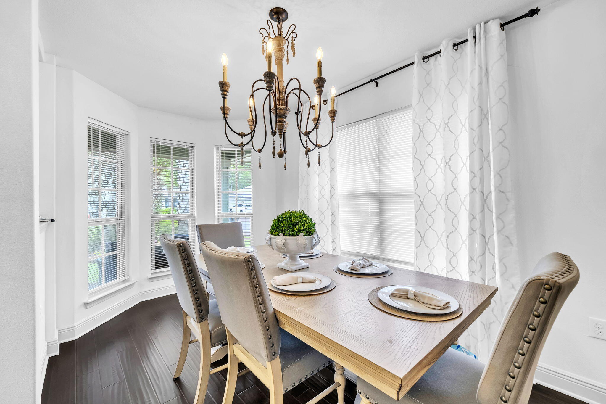 EAGLE BAY - Residential